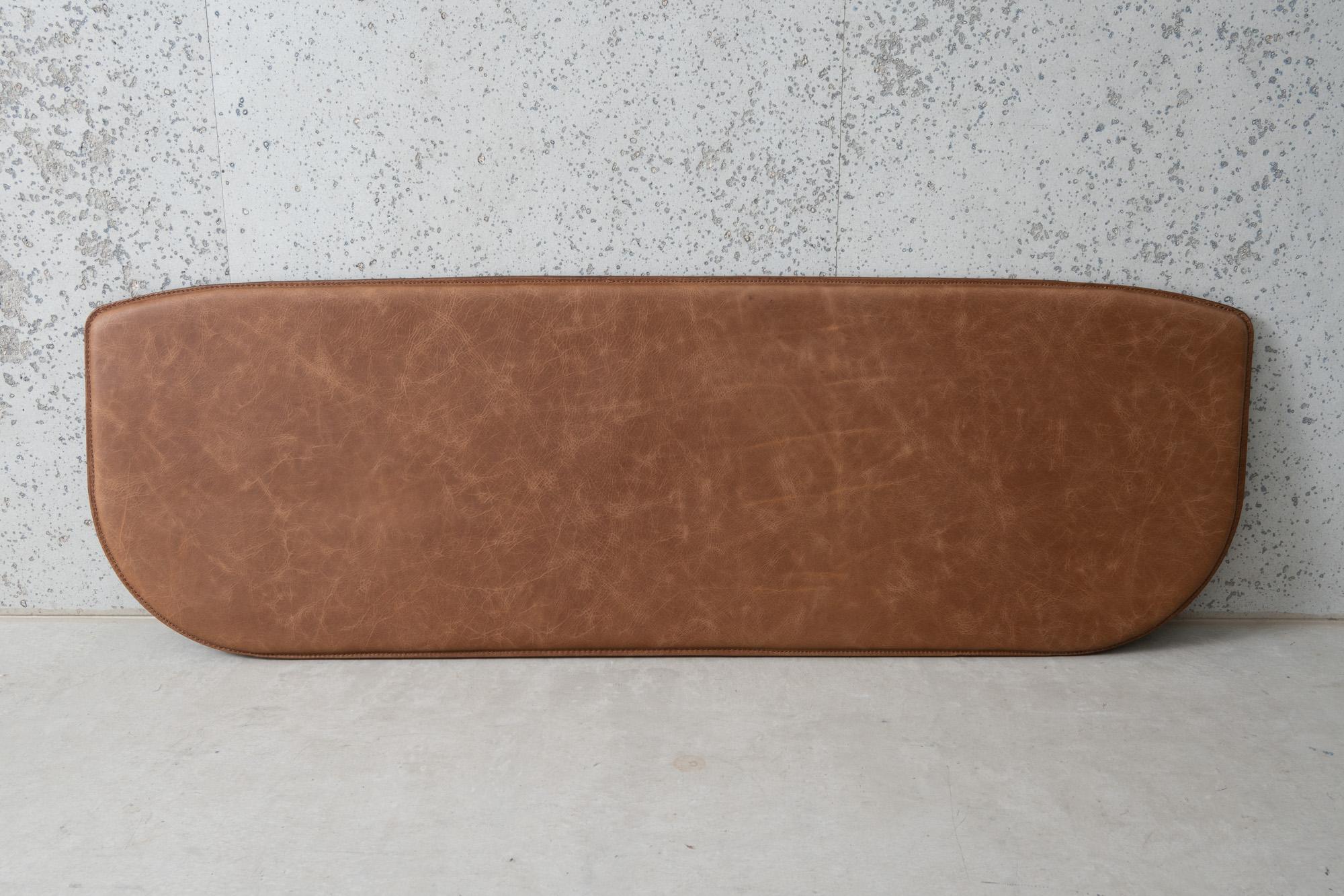 Oxbend Leather Seat Pad for the 4' Oxbend Bench For Sale 1