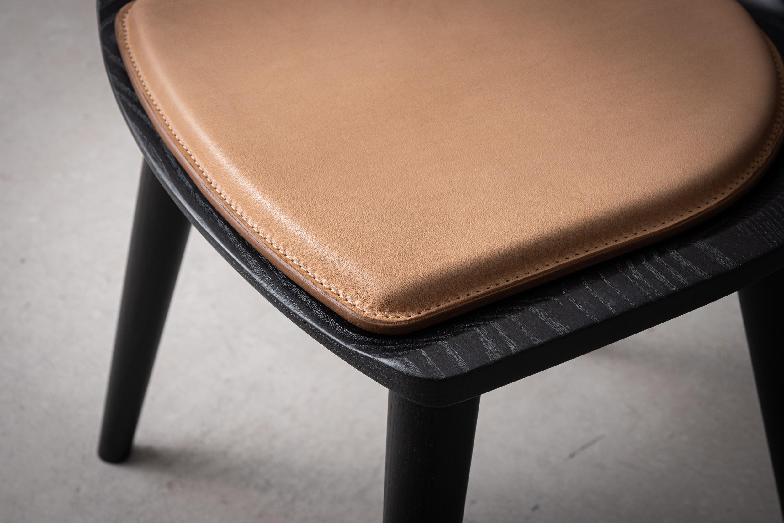 Oxbend Leder-Sitzpolsterung für den Oxbend-Stuhl und Hocker im Angebot 1