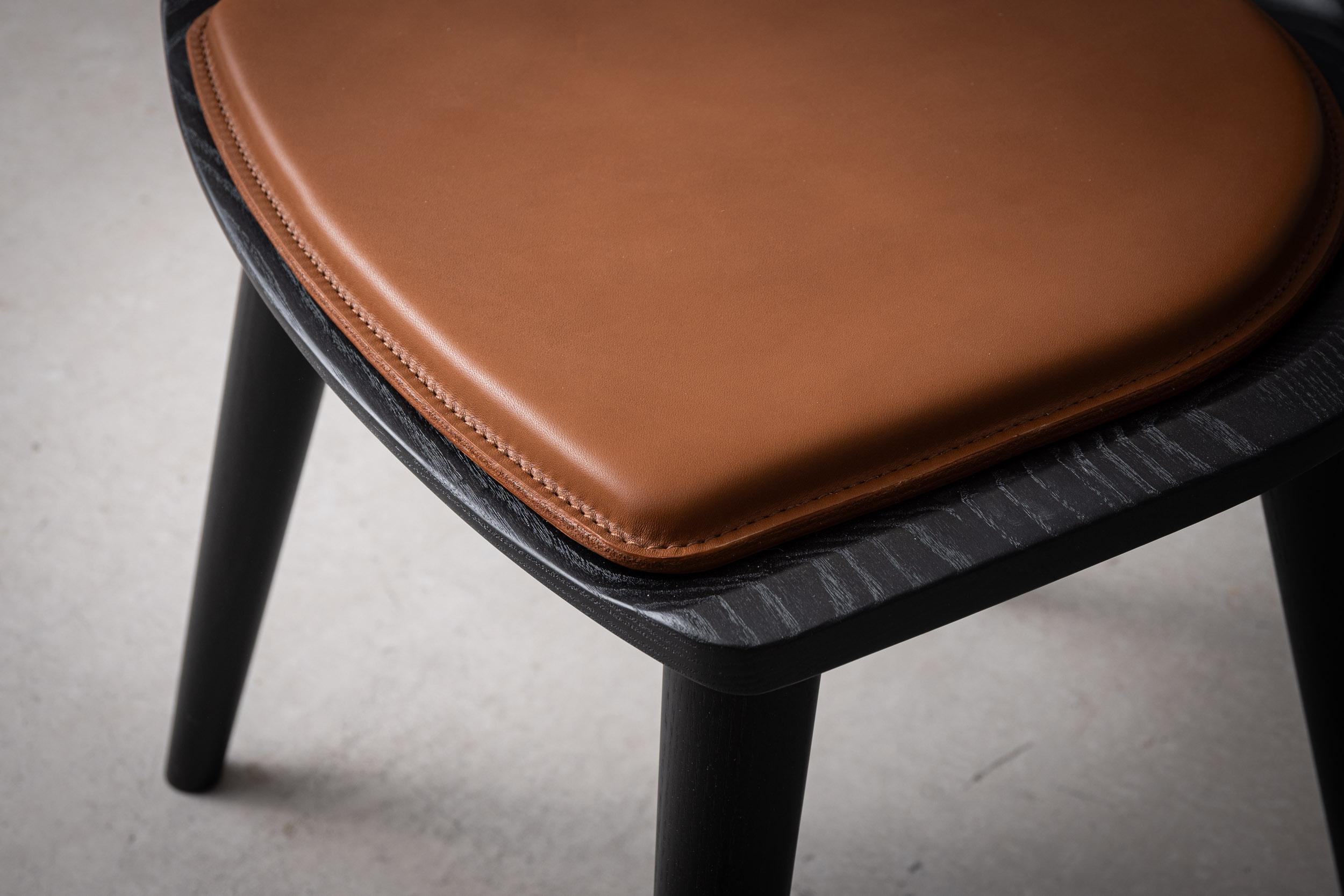 Oxbend Leder-Sitzpolsterung für den Oxbend-Stuhl und Hocker im Angebot 2