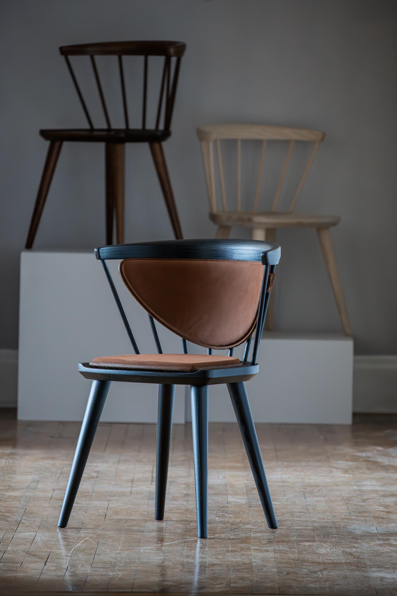 Oxbend Windsor Chair in Charcoal by Fernweh Woodworking For Sale 5