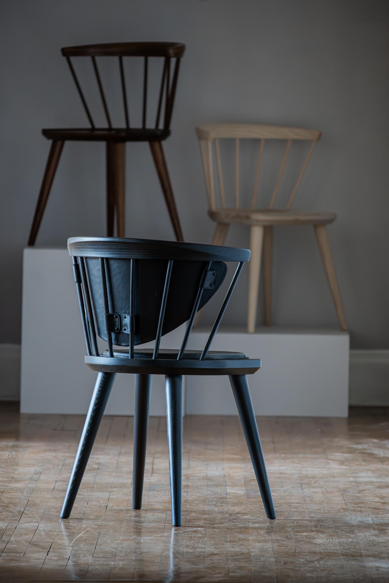 Oxbend Windsor Chair in Charcoal by Fernweh Woodworking For Sale 1