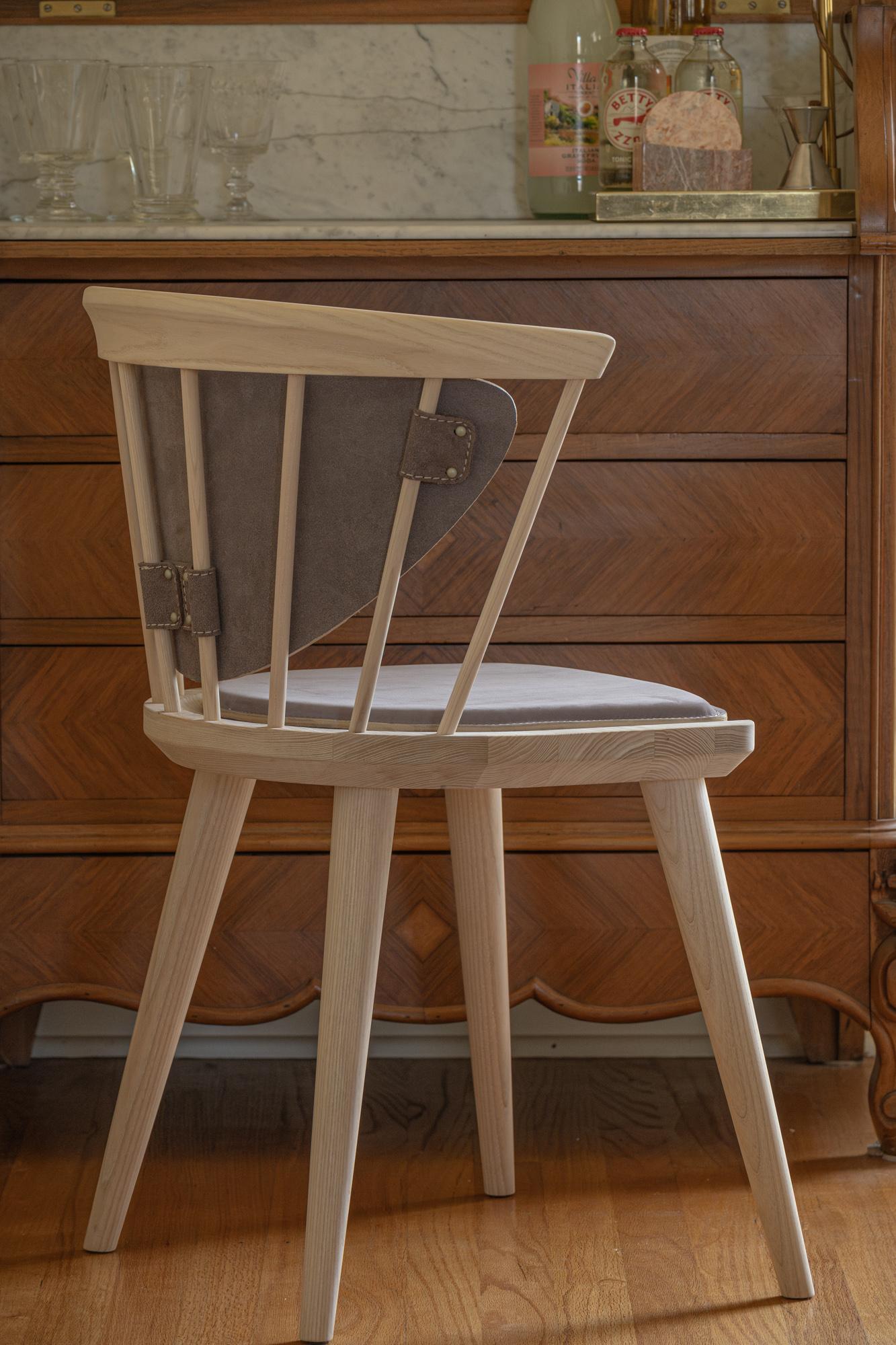 Oxbend Windsor Chair in White Ash by Fernweh Woodworking For Sale 10