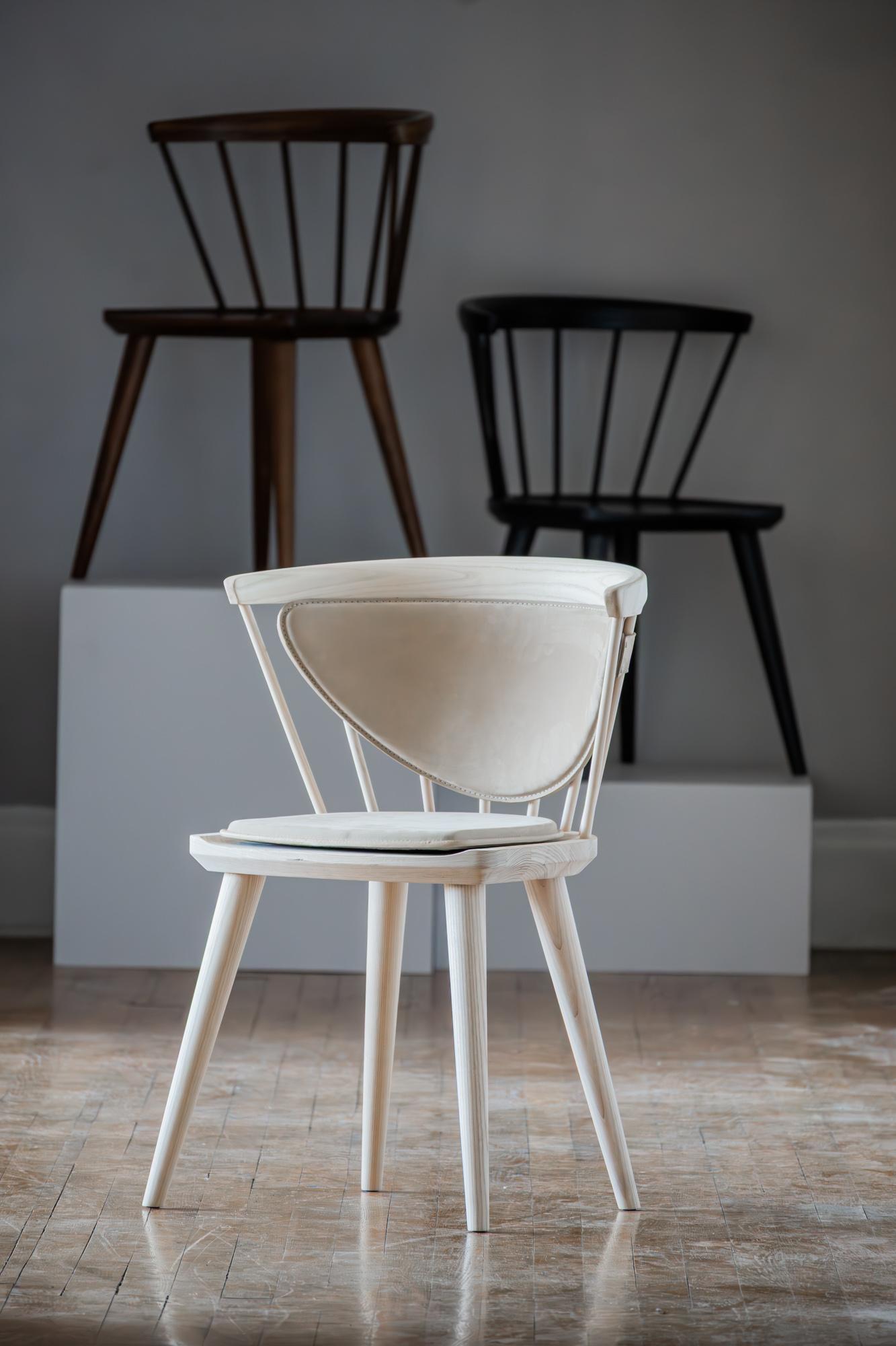 American Oxbend Windsor Chair in White Ash by Fernweh Woodworking For Sale