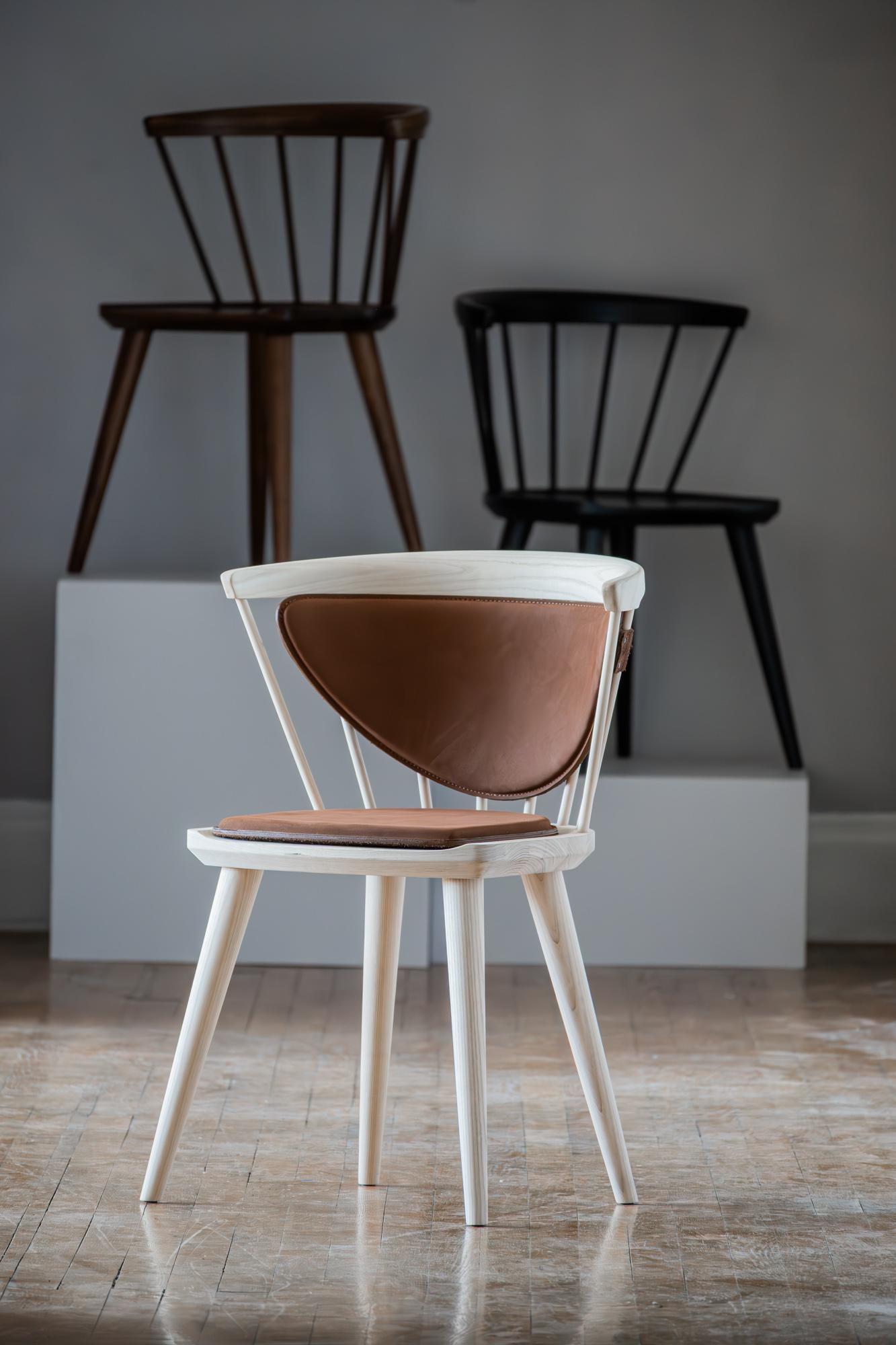Oxbend Windsor Chair in White Ash by Fernweh Woodworking For Sale 2