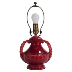 Lampada da tavolo in ceramica rosso sangue di borgogna Art Deco anni '40