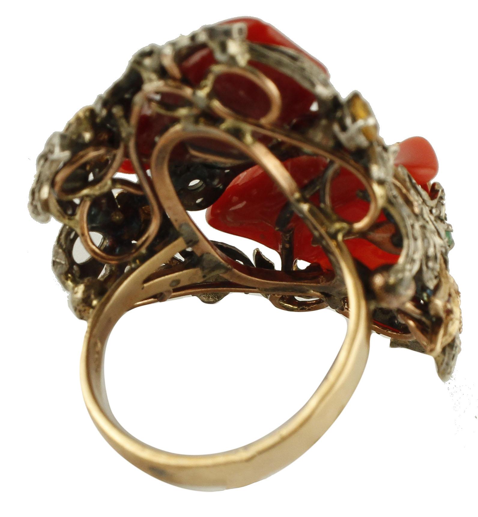Corals, Diamonds, Rubies, Emeralds, Gold and Silver Retro Cocktail Ring In Excellent Condition In Marcianise, Marcianise (CE)