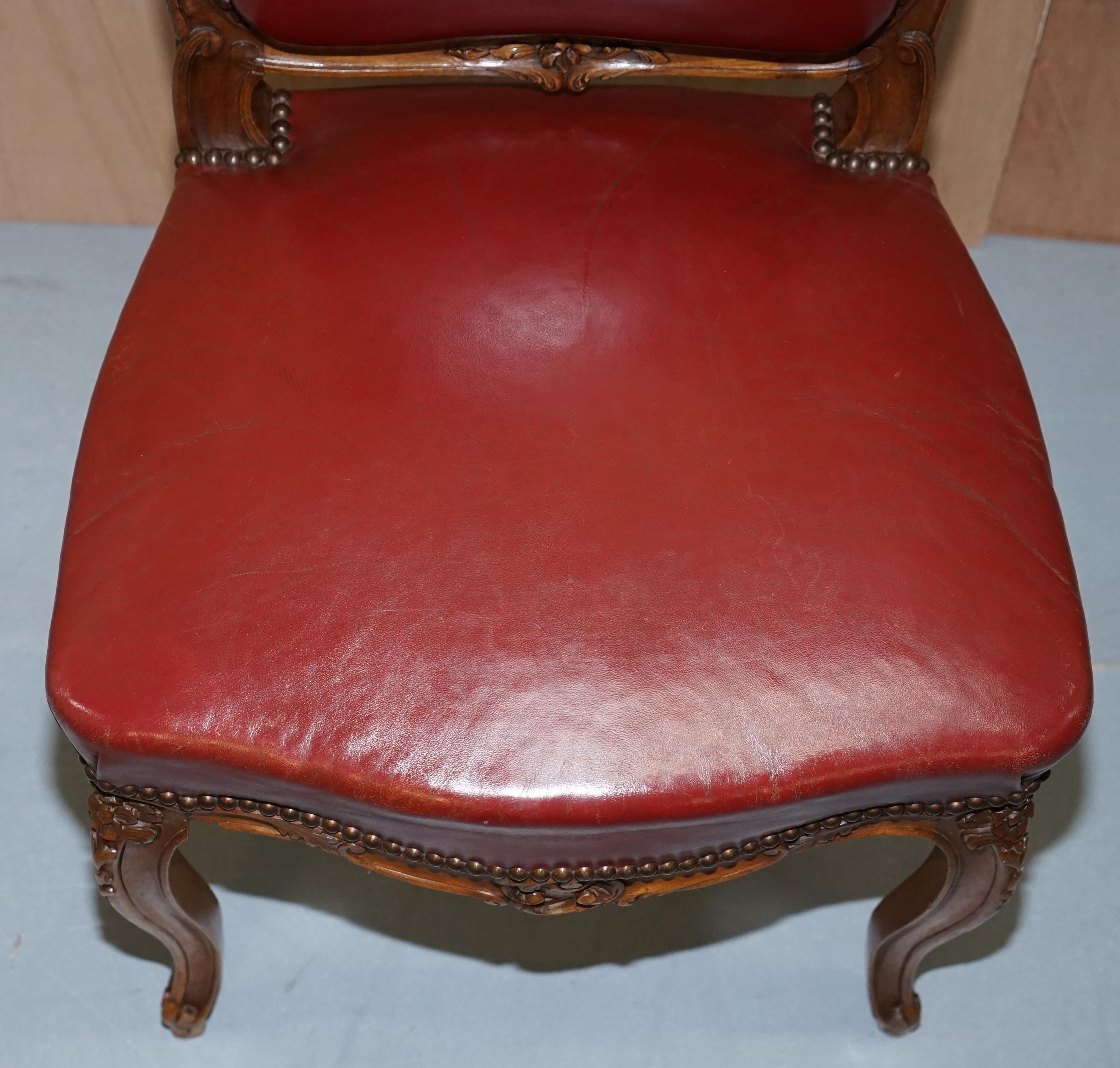 Oxblood Leather French Louis XV Style Salon Suite Walnut Armchairs & Sofa Settee For Sale 13