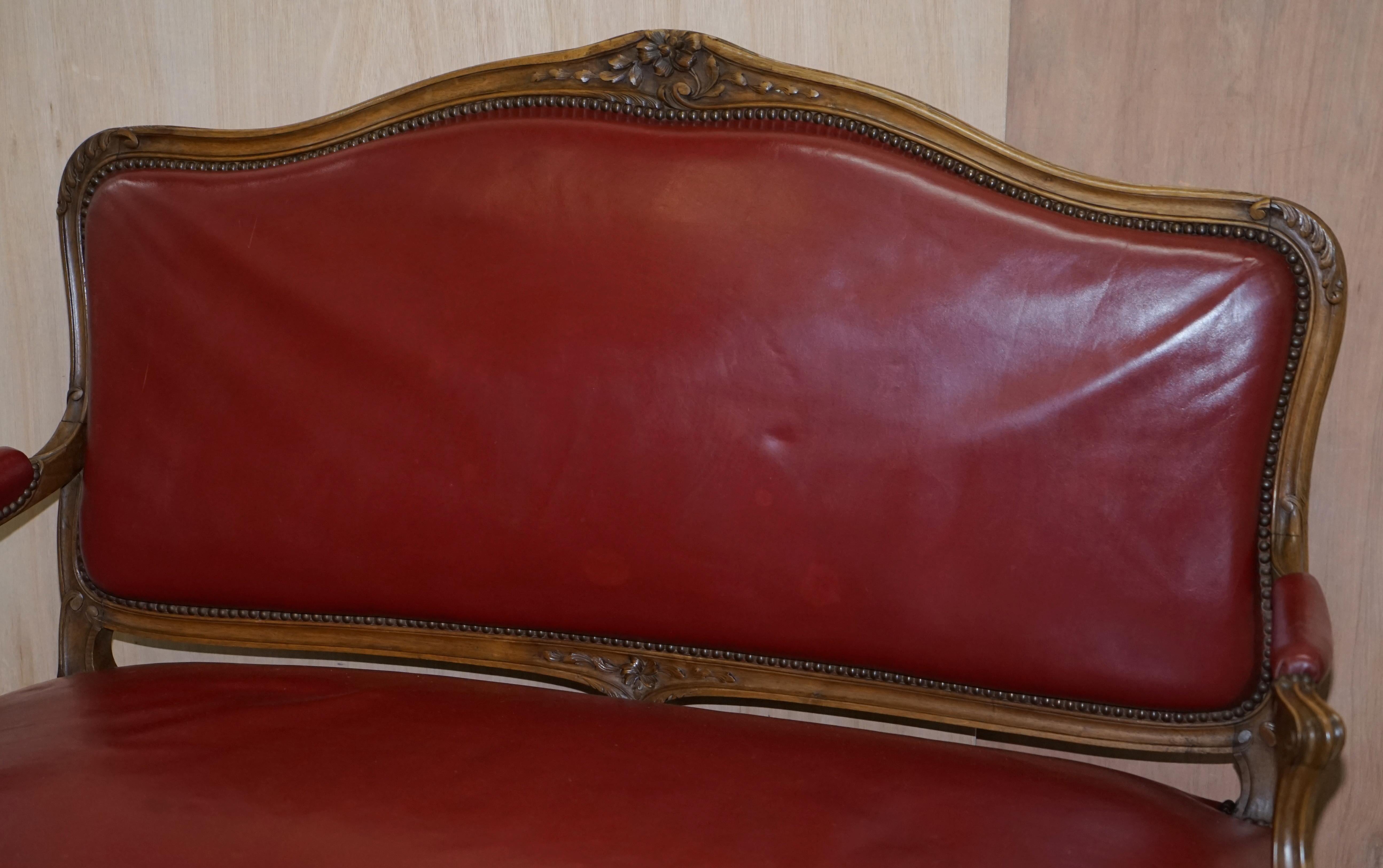 Oxblood Leather French Louis XV Style Salon Suite Walnut Armchairs & Sofa Settee For Sale 1