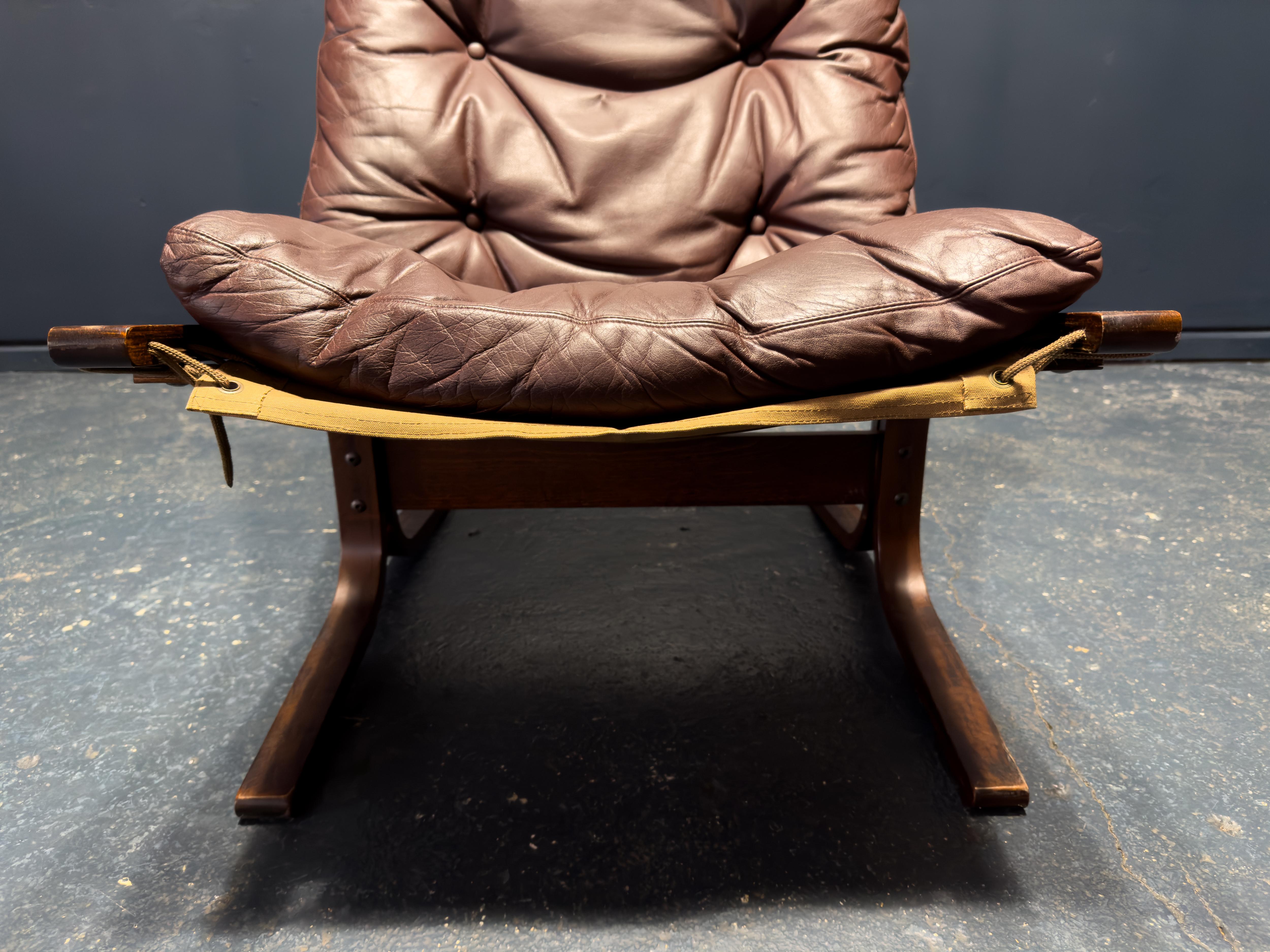Oxblood Siesta Chair by Ingmar Relling For Sale 6