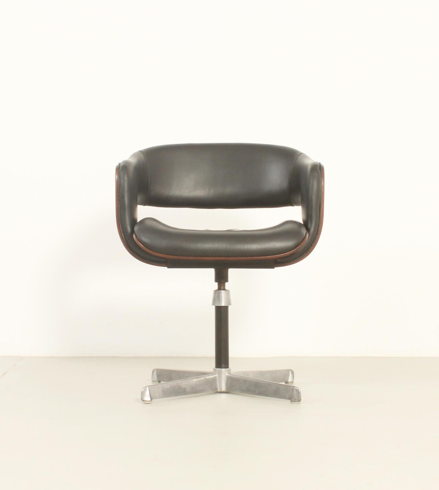 Italian Oxford Chair by British Designer Martin Grierson for Arflex, 1963