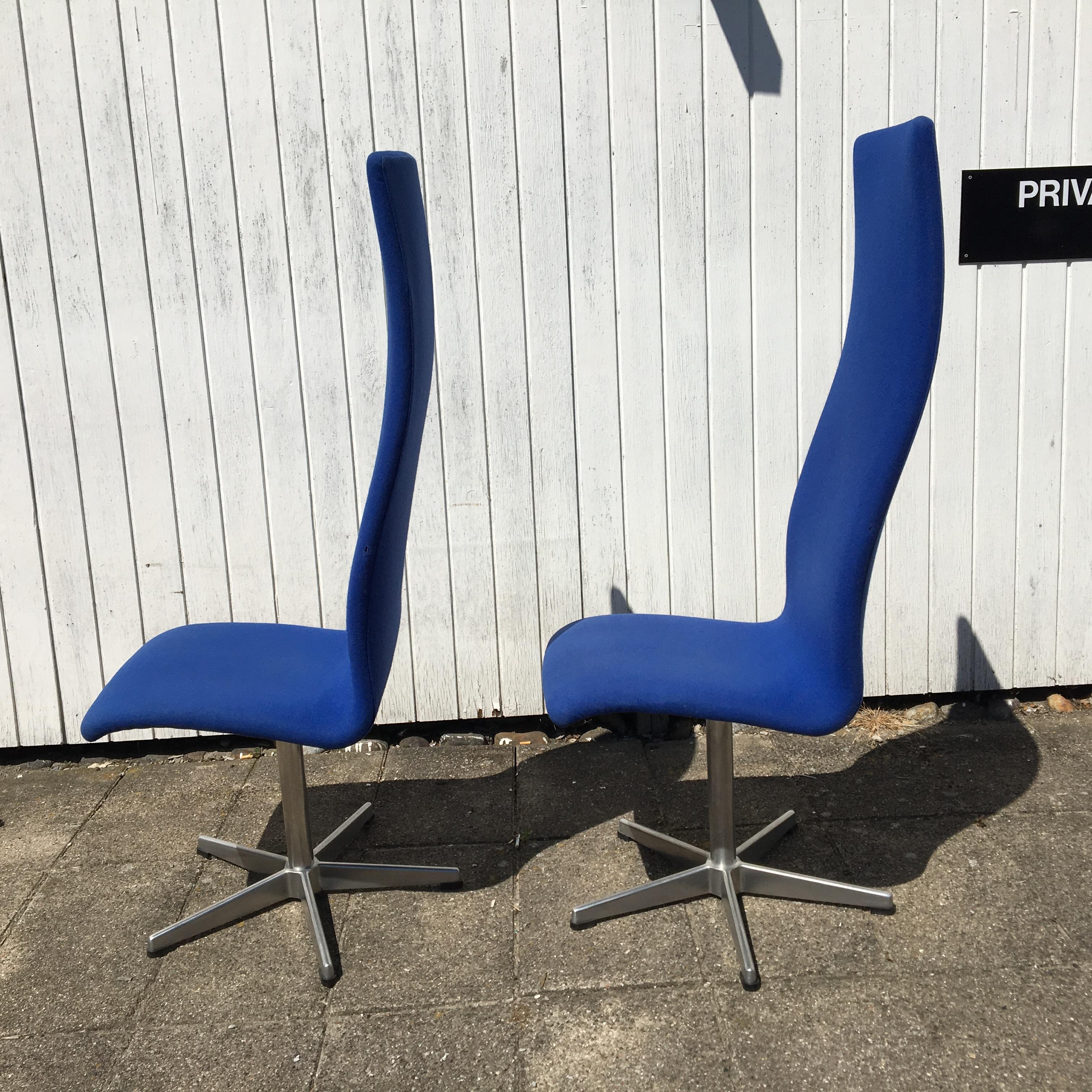 Oxford Chairs Model AJ 3273 by Arne Jacobsen For Sale 4