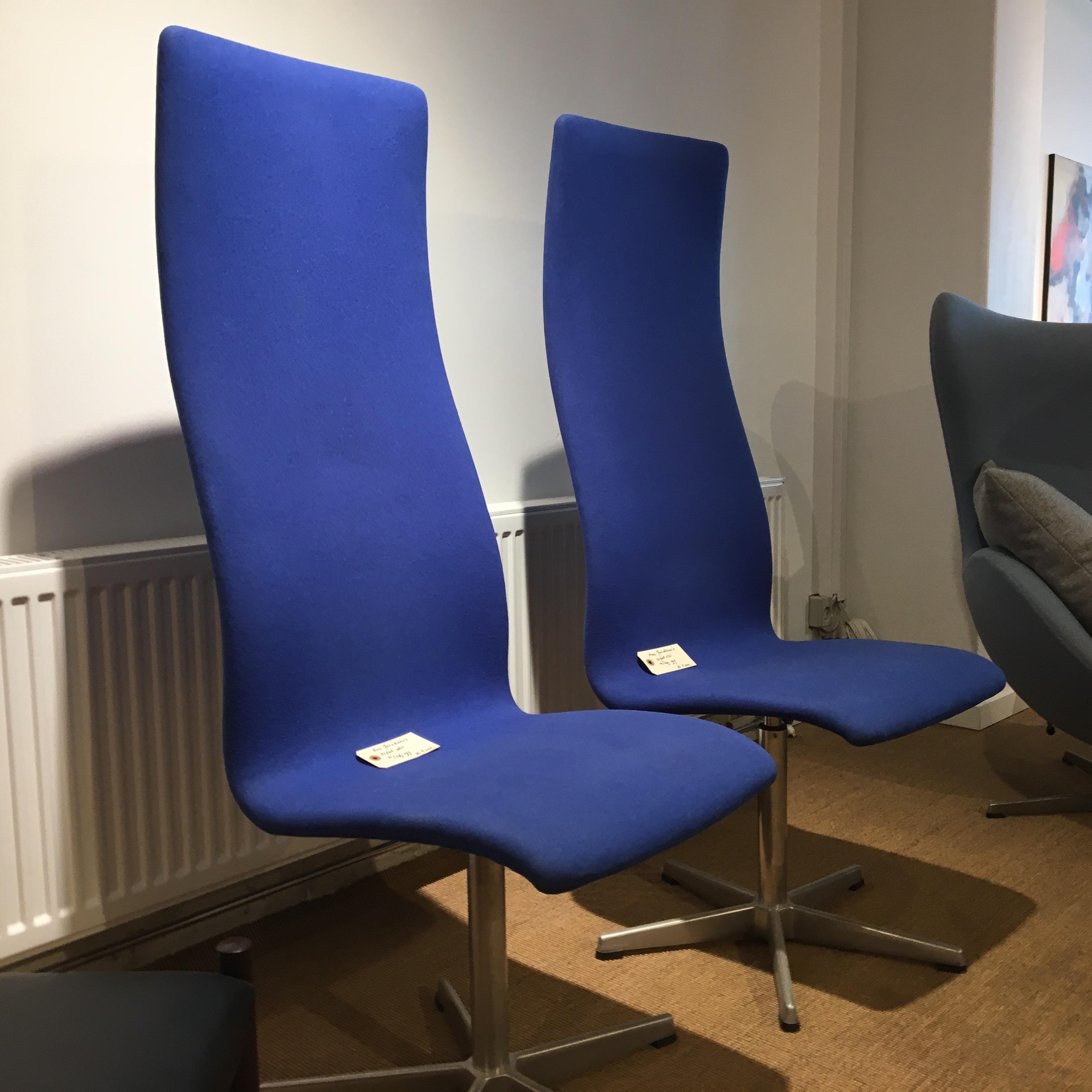 European Oxford Chairs Model AJ 3273 by Arne Jacobsen For Sale