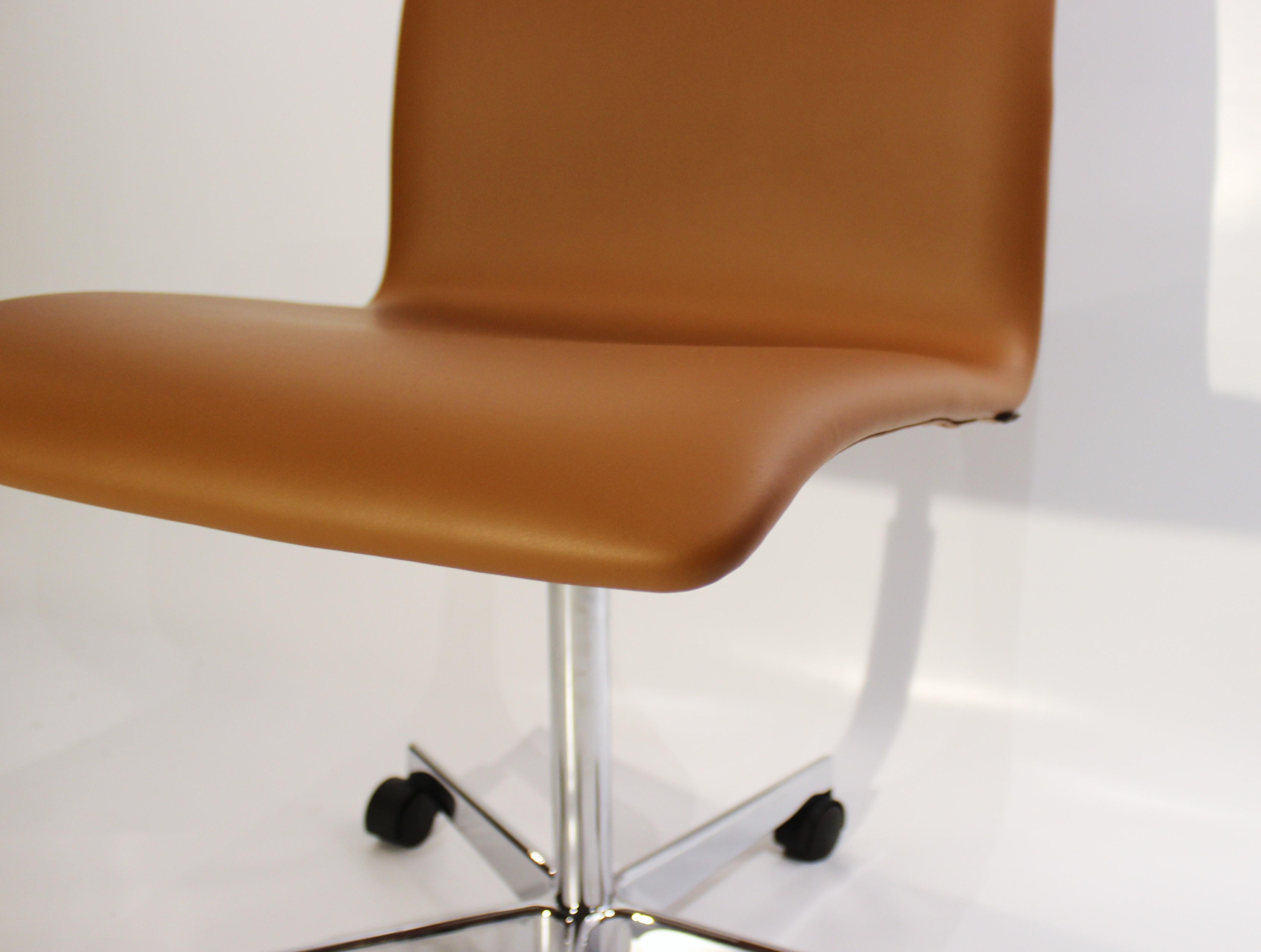 Scandinavian Modern Oxford Classic Office Chair, Model 3171, by Arne Jacobsen and Fritz Hansen