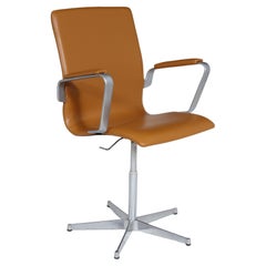 Fauteuil de bureau Oxford à dossier bas de Fritz Hansen