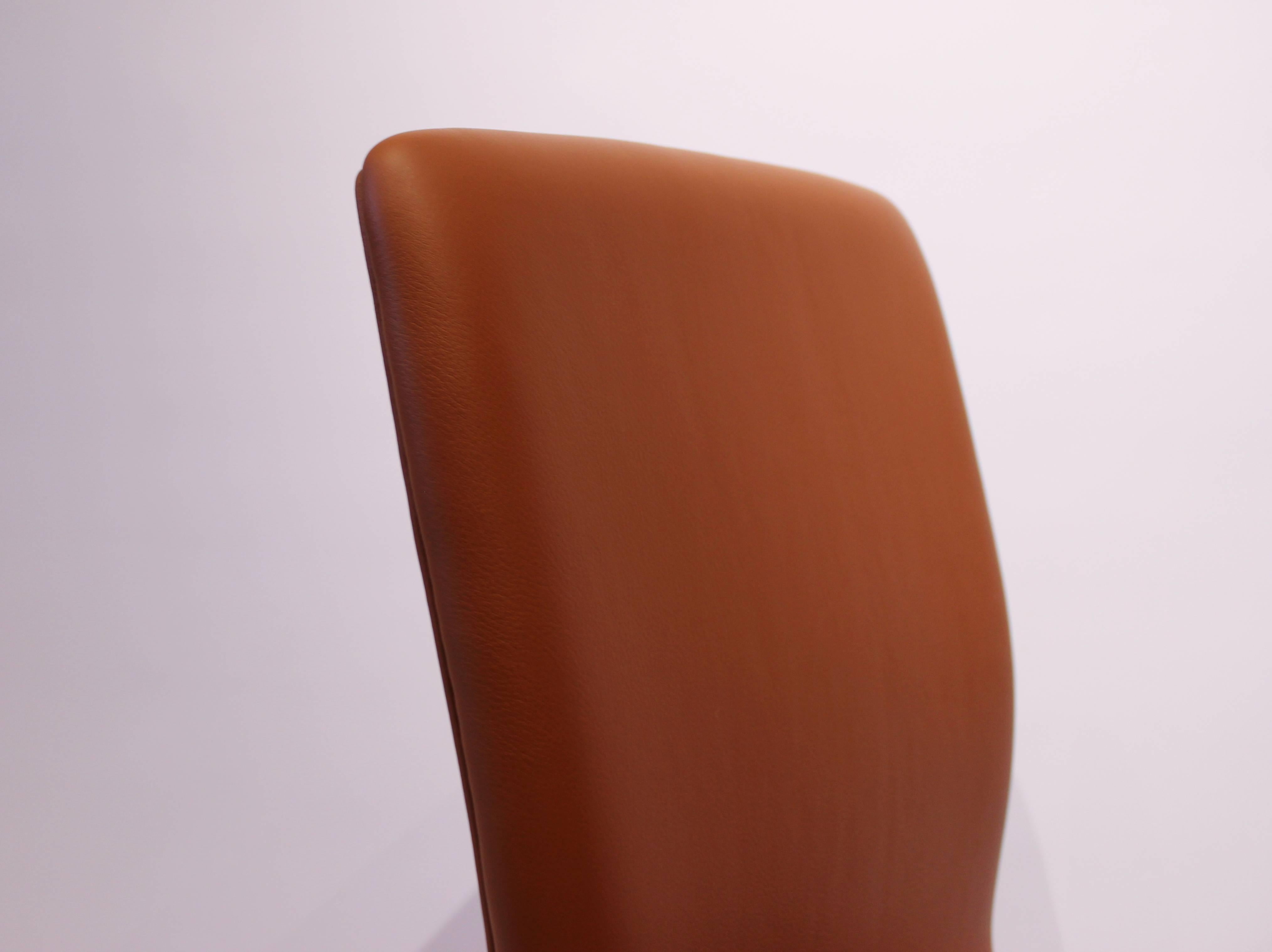 Oxford Office Chair, Model 3171, Cognac Colored Leather by Arne Jacobsen, 1989 2