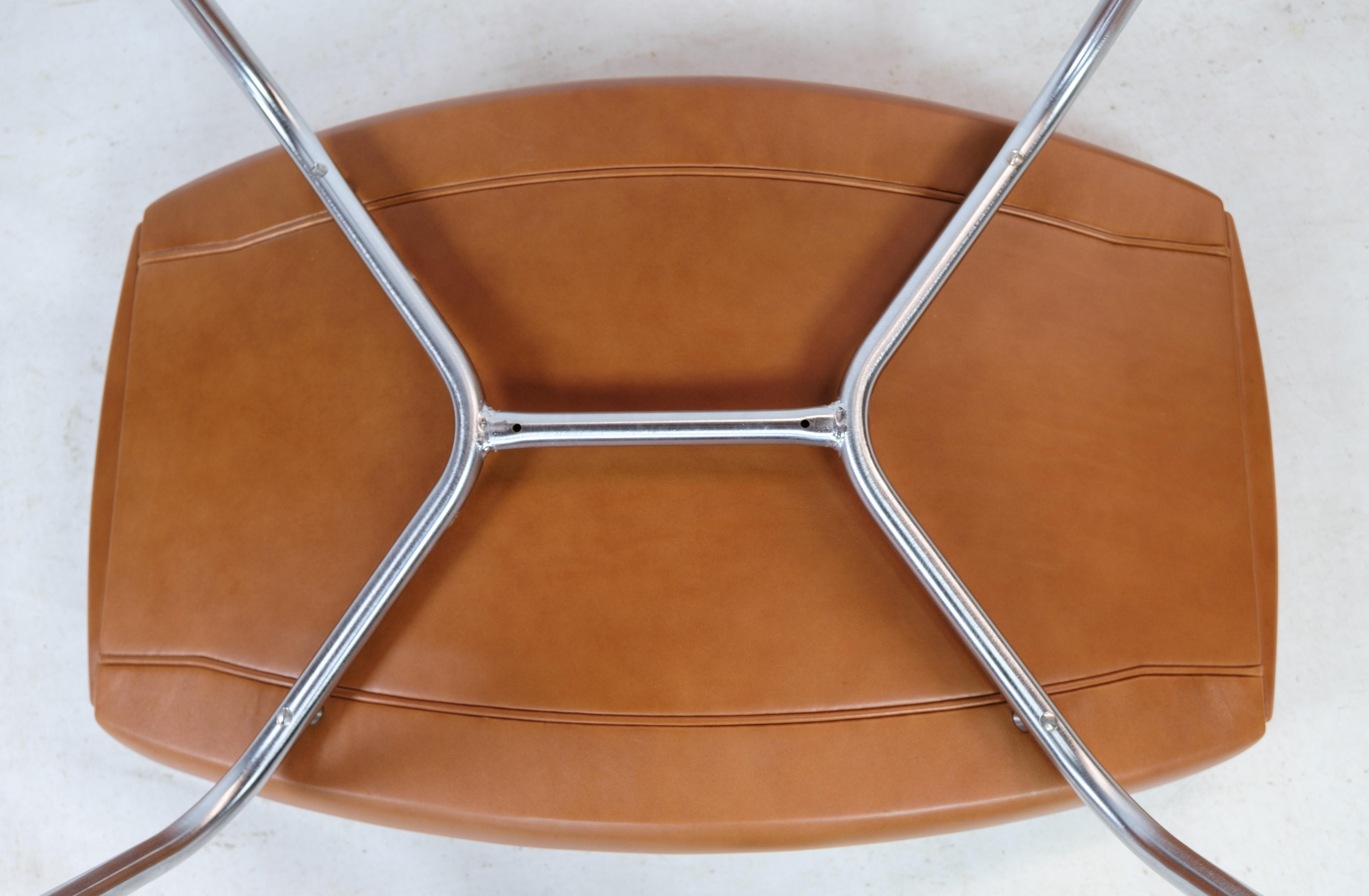 Contemporary Oxford stool by Hans J. Wegner & Fredericia Møbelfabrik For Sale
