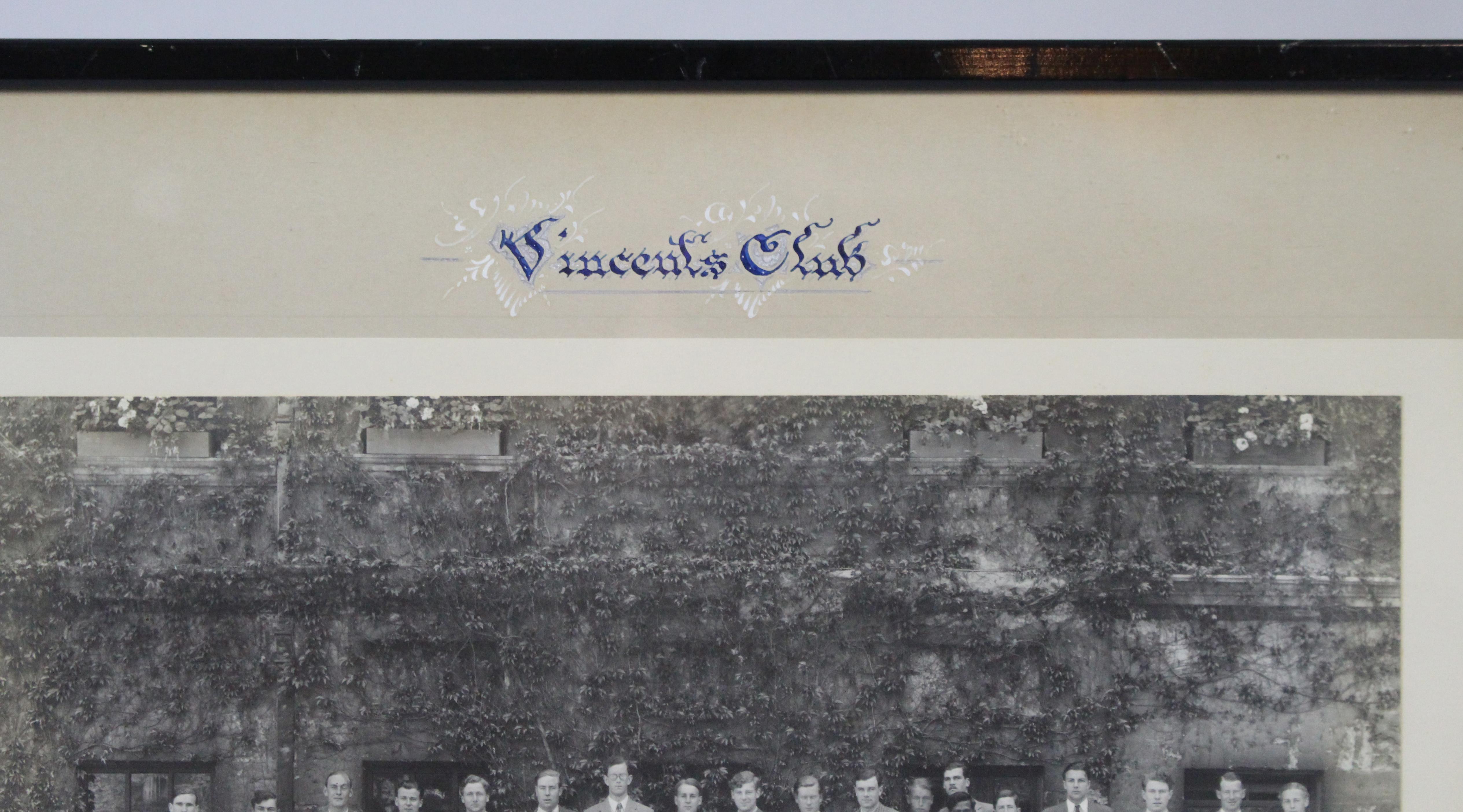 Oxford University Vincent's Club 1939 Photograph In Good Condition For Sale In Worcester, Worcestershire