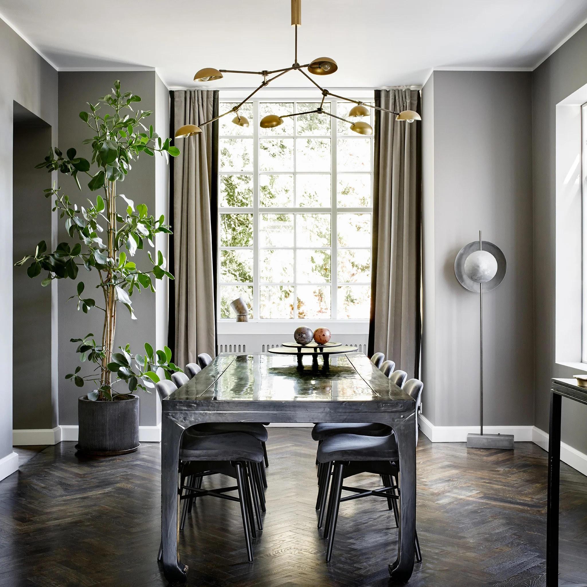 XXIe siècle et contemporain Lampadaire en métal oxydé et patiné, une œuvre d'art contemporaine. en vente
