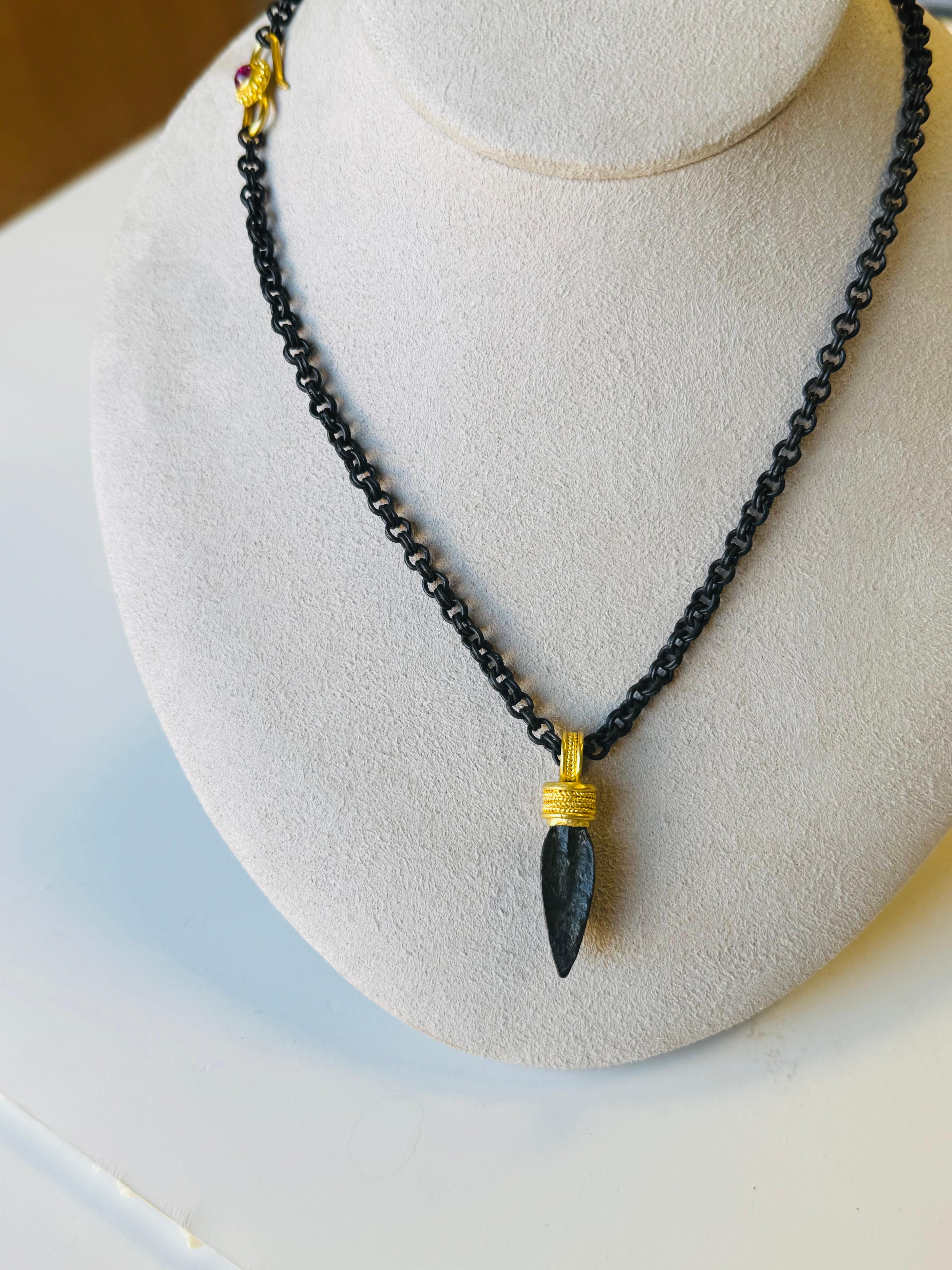 Women's or Men's Oxidized chain with 22 Karat Ruby clasp For Sale