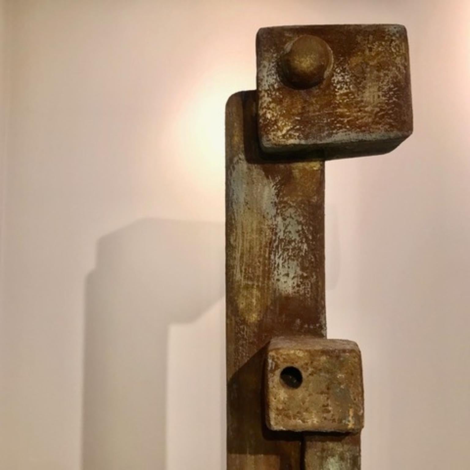 Postmoderno Totem metallizzato in acciaio ossidato 165 di Frederic Texier in vendita