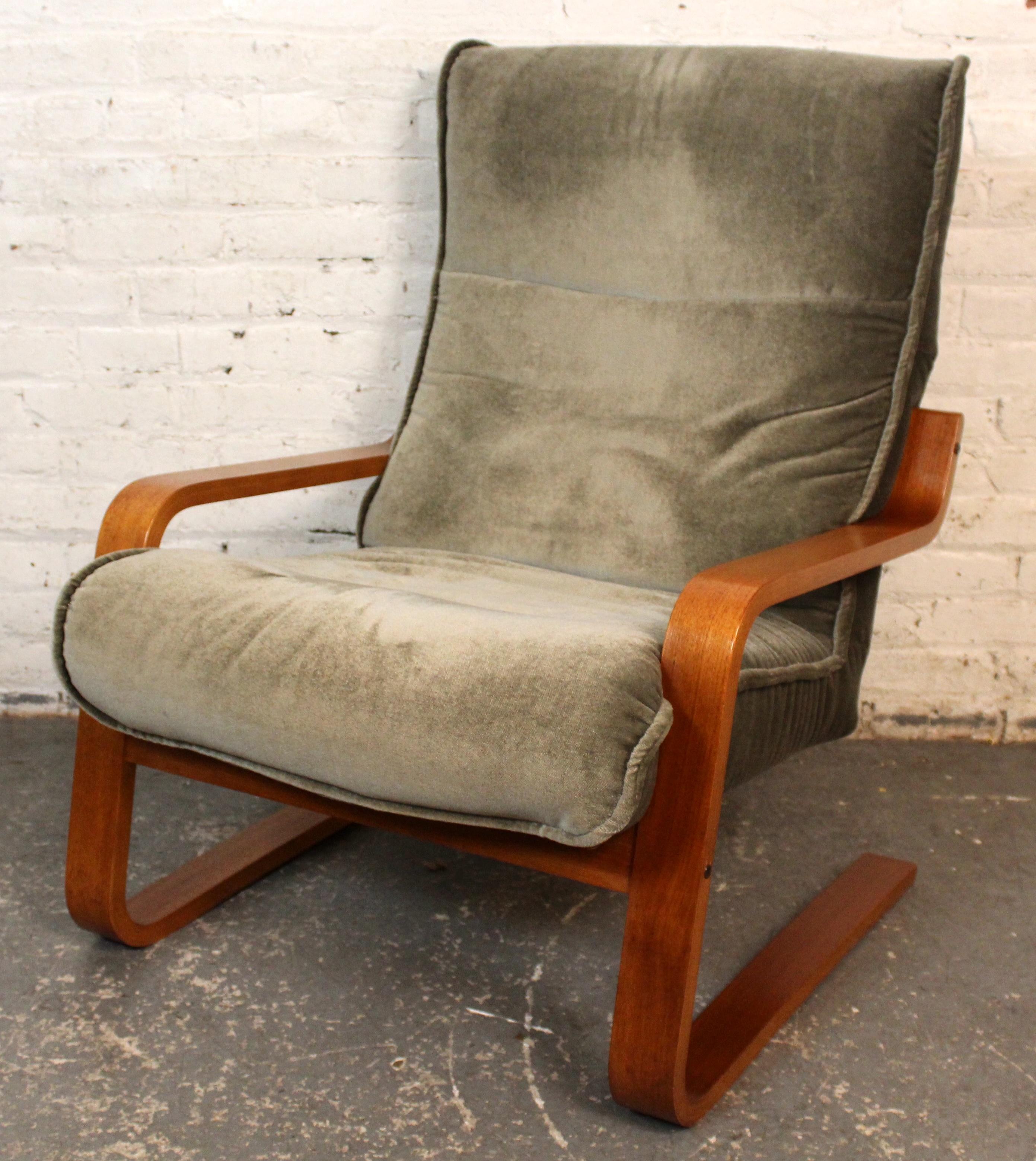Fabric OY BJ Dahlqvist Bentwood Cantilevered Arm Chair with Ottoman For Sale