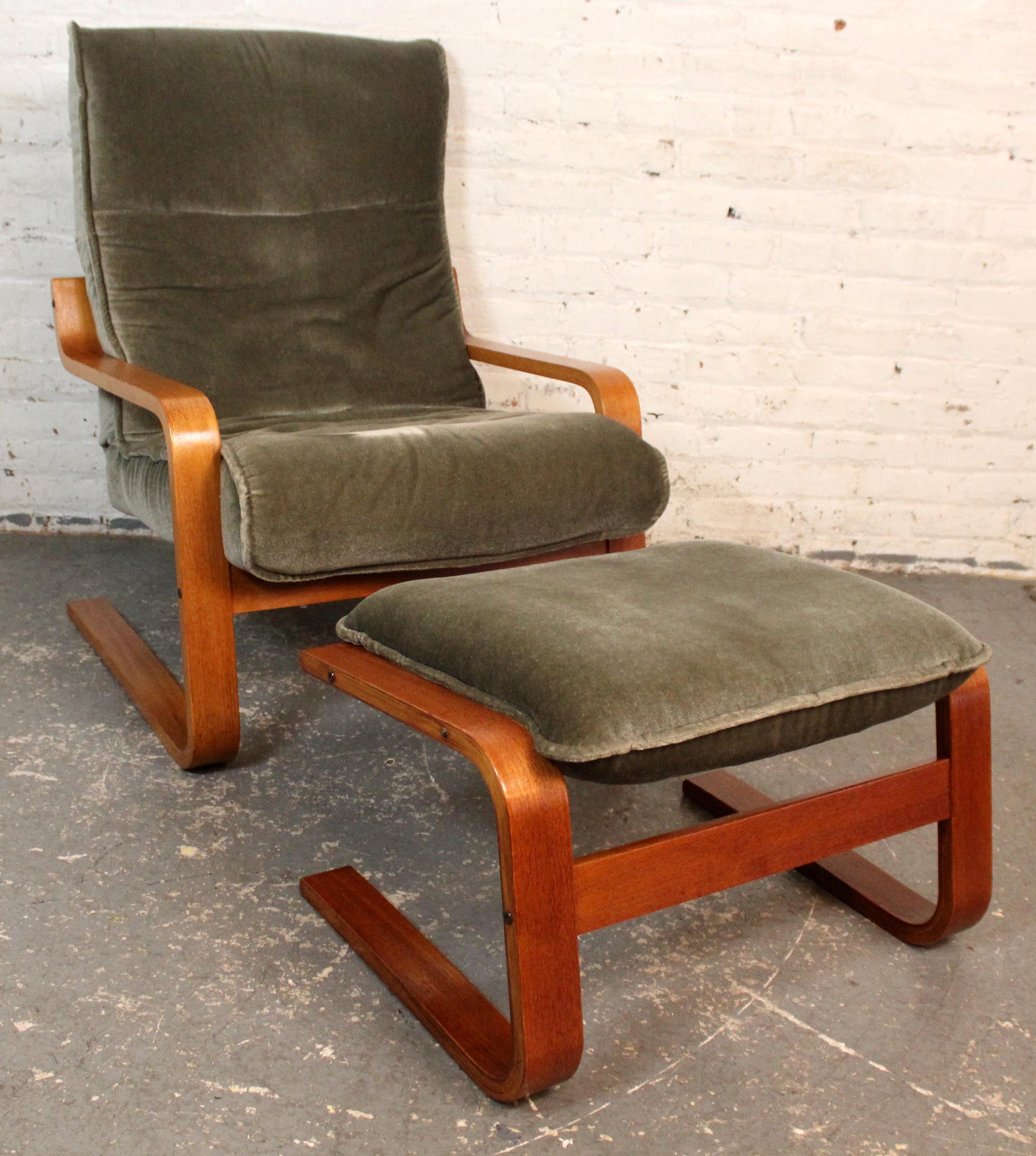 OY BJ Dahlqvist Bentwood Cantilevered Arm Chair with Ottoman For Sale 2