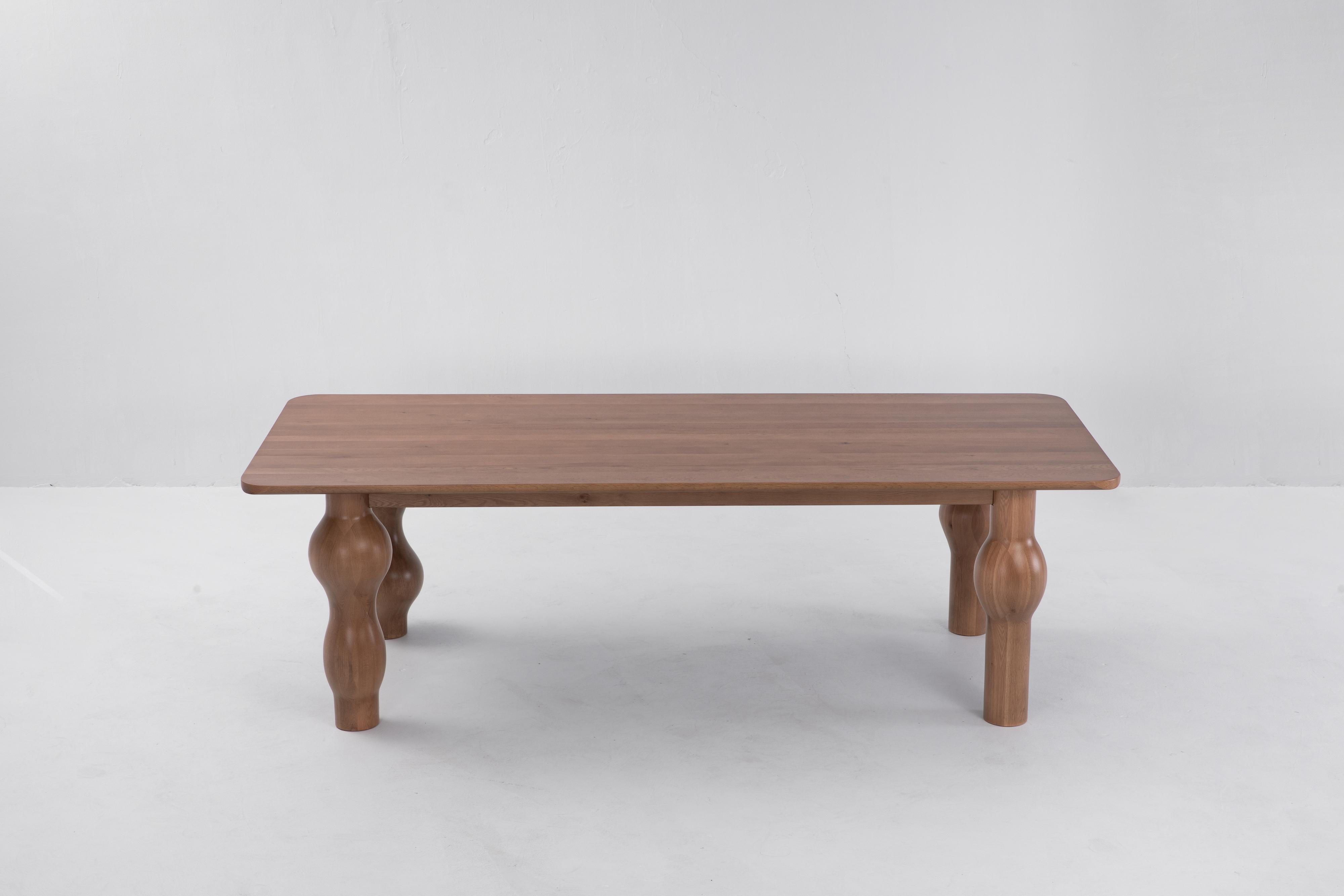 Chinese Oyster Dining Table Sienna For Sale