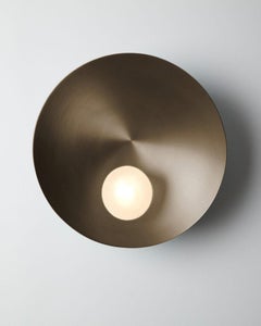 Luxuriöse Decken- und Wandleuchte aus gebürsteter Bronze Oyster von Carla Baz