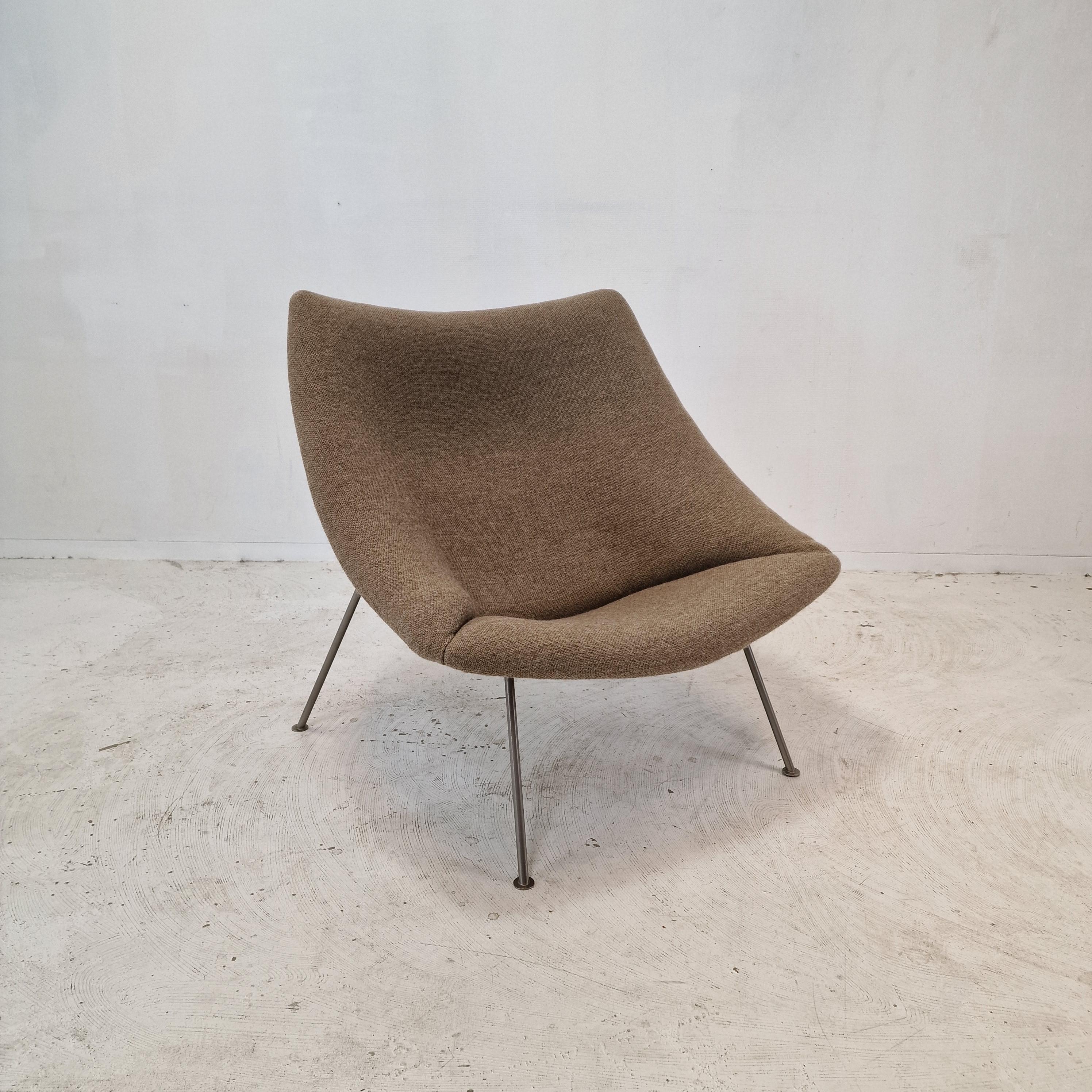 Mid-Century Modern Oyster Chair by Pierre Paulin for Artifort, 1960's For Sale