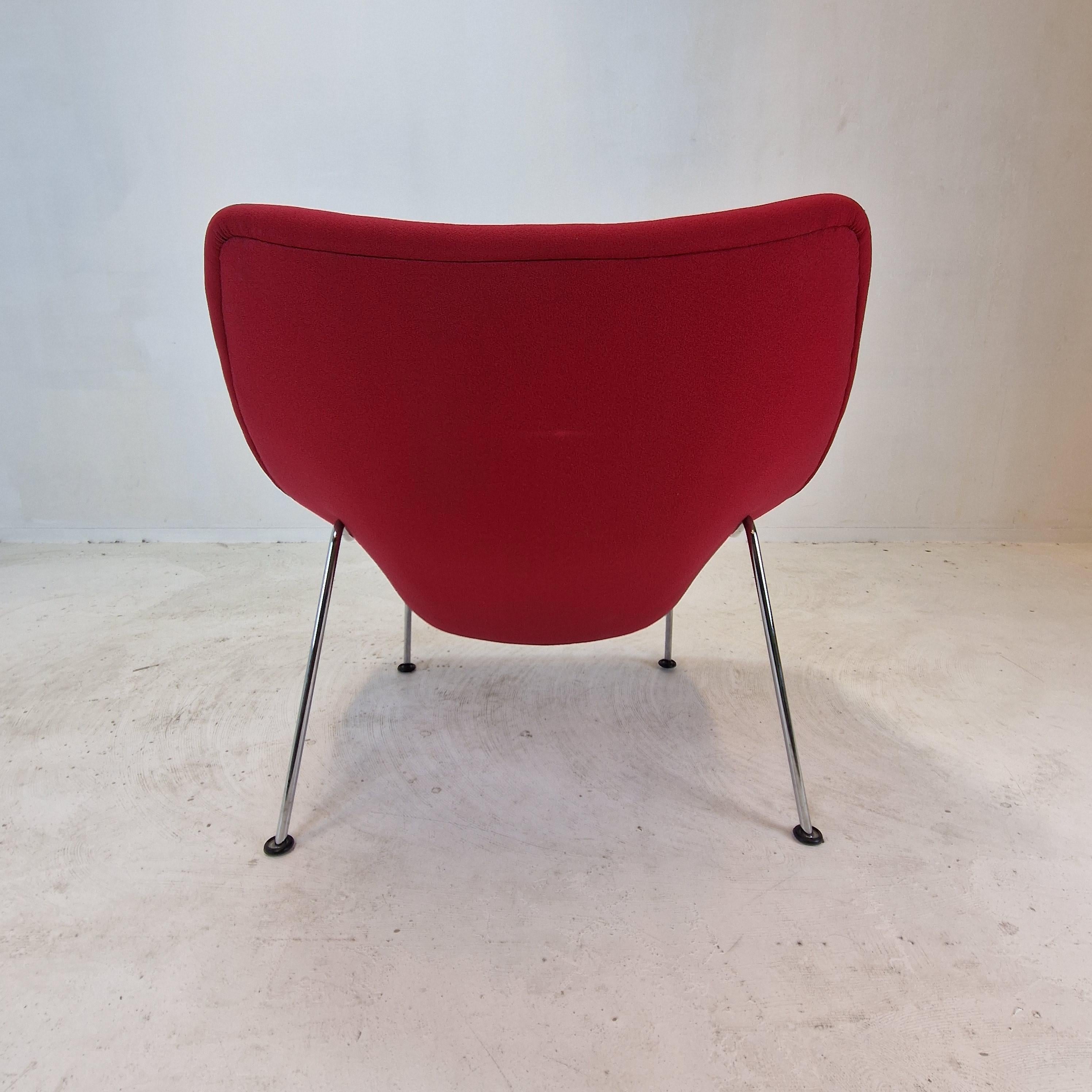 Metal Oyster Chair by Pierre Paulin for Artifort, 1980's For Sale