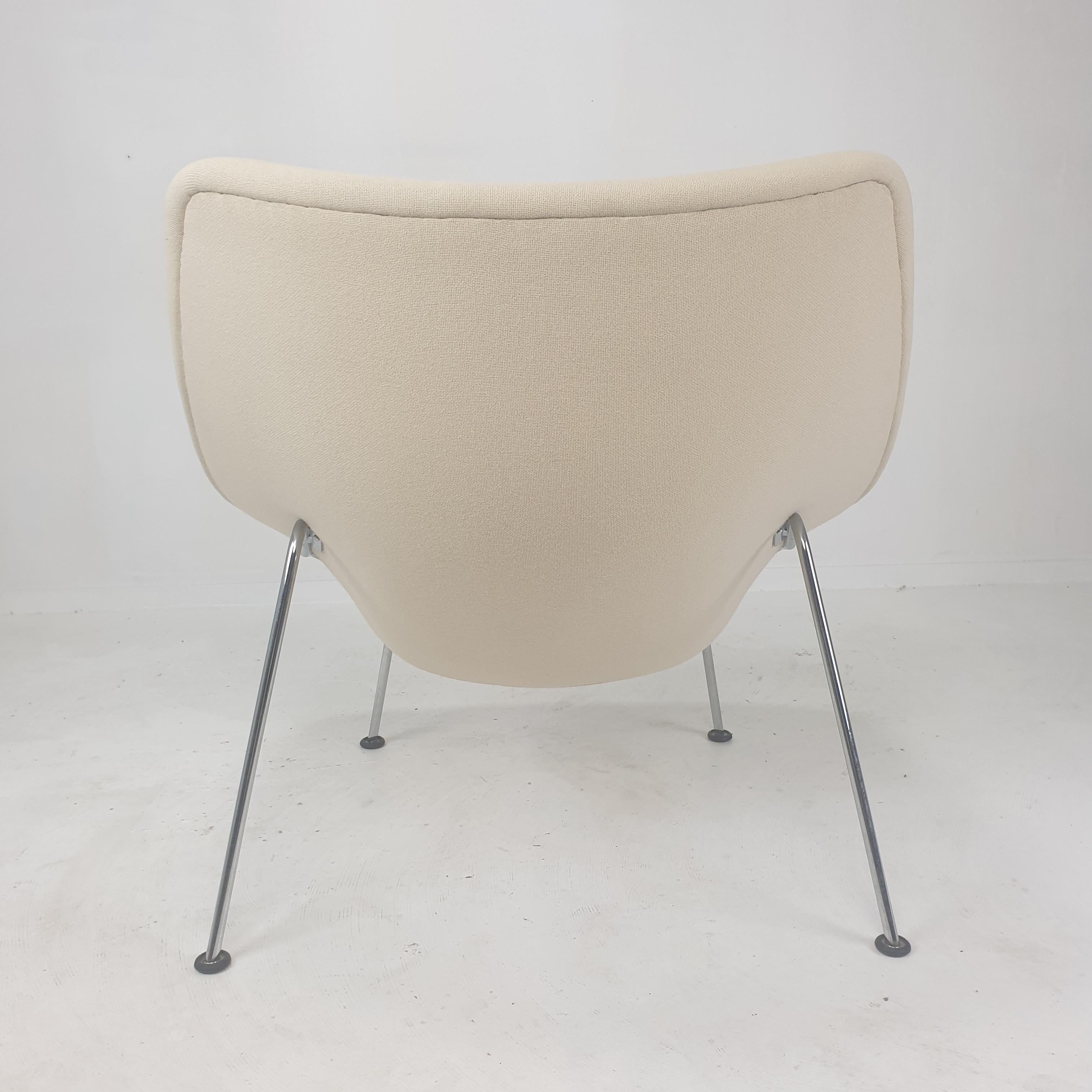 Metal Oyster Chair by Pierre Paulin for Artifort, 1980's For Sale