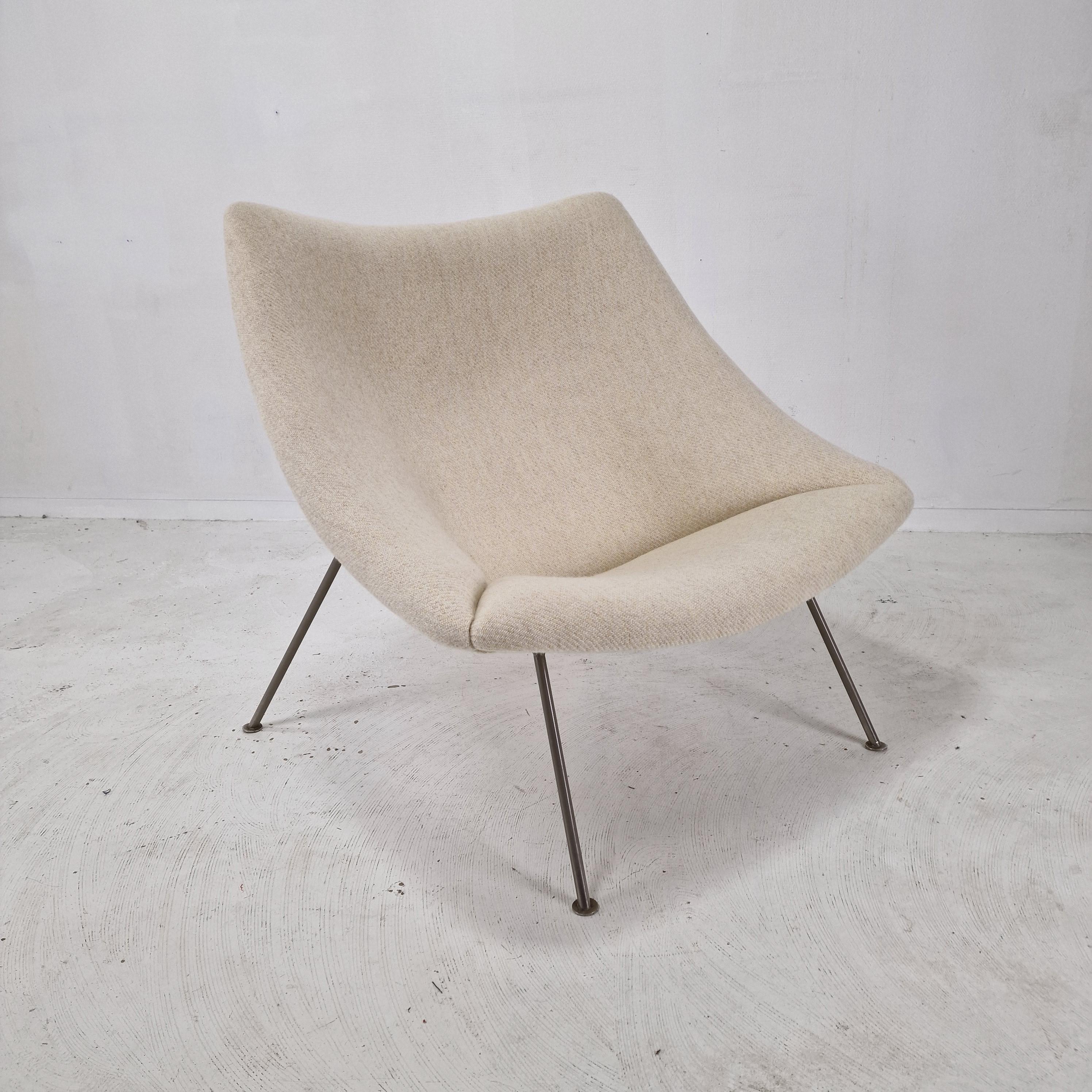 Dutch Oyster Chair with Ottoman by Pierre Paulin for Artifort, 1960s