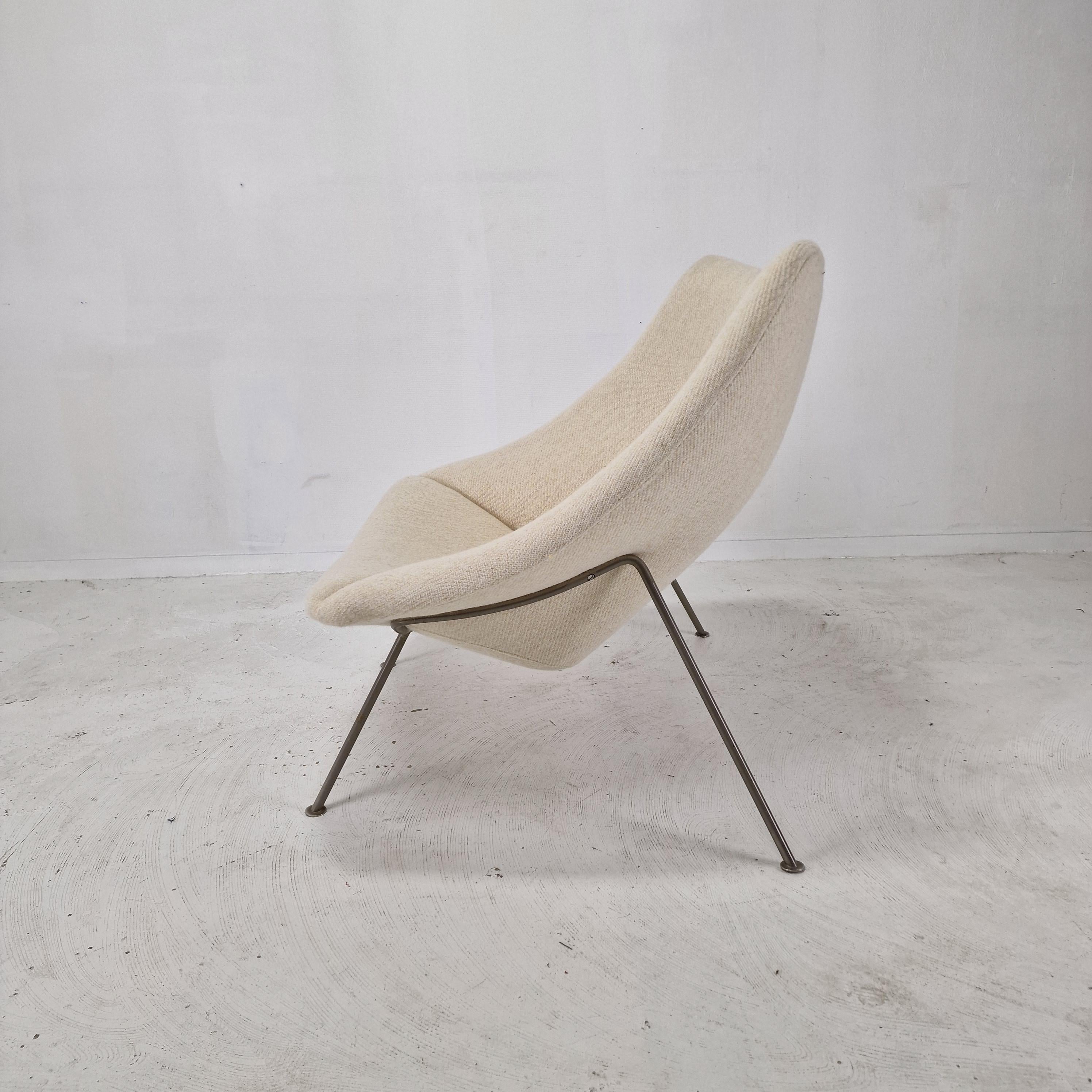 Mid-20th Century Oyster Chair with Ottoman by Pierre Paulin for Artifort, 1960s