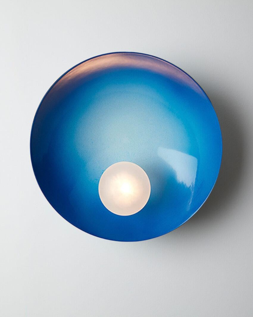 Other Oyster Electric Blue and Brushed Brass Ceiling Wall Mounted Lamp by Carla Baz For Sale