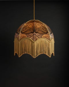 Oyster Lampshade with Fringing - Large (18")
