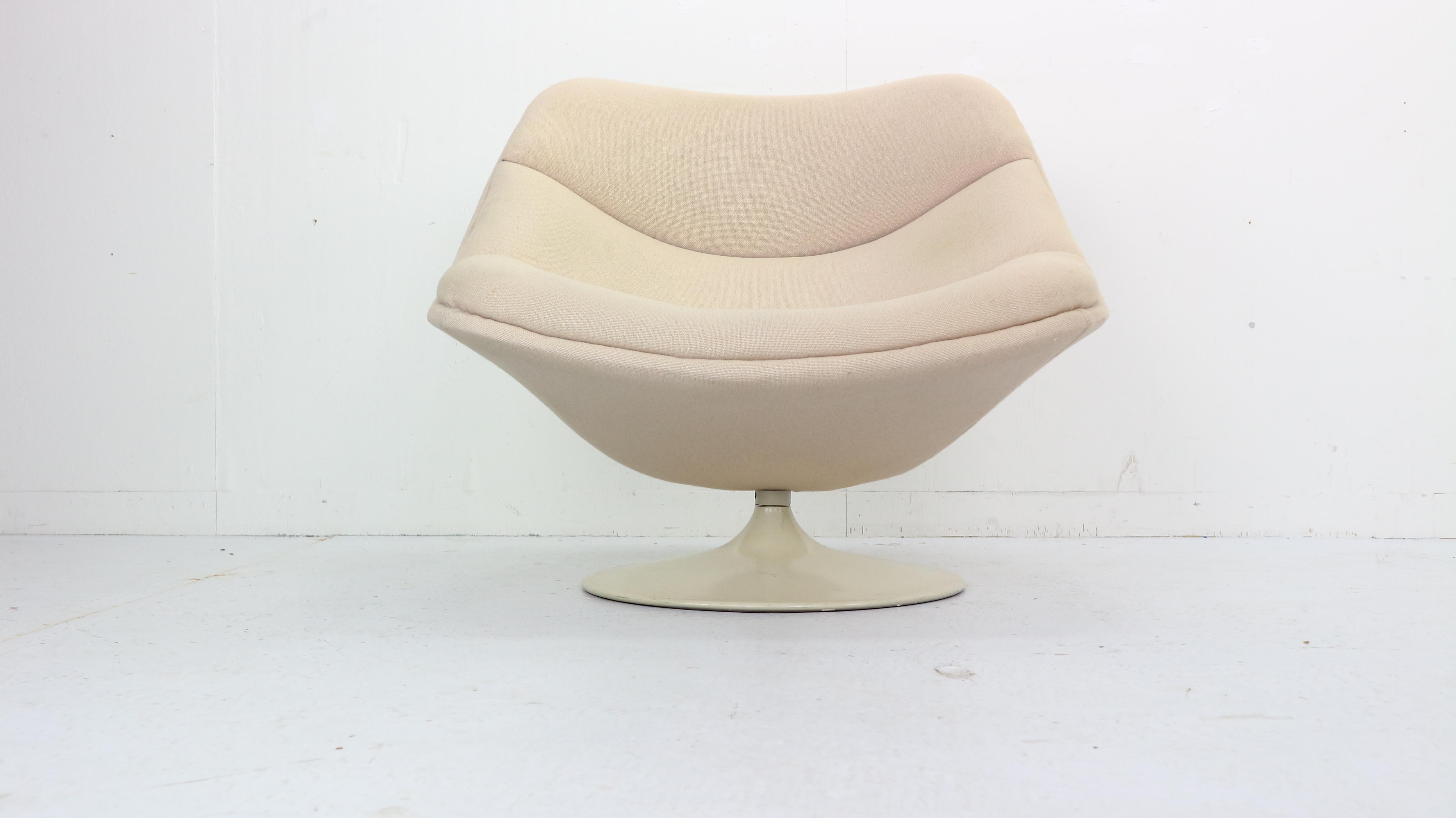 Oyster Lounge Chair By Pierre Paulin For Artifort #557 Model, 1960s Netherlands  In Good Condition In The Hague, NL