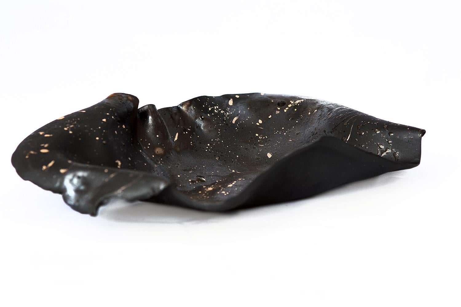 American Plate No.4 in Black Clay and Gold For Sale