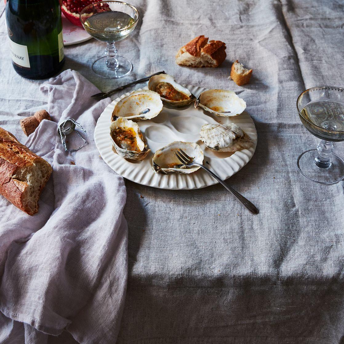 Victorian Oyster Plate, Set of 4 For Sale
