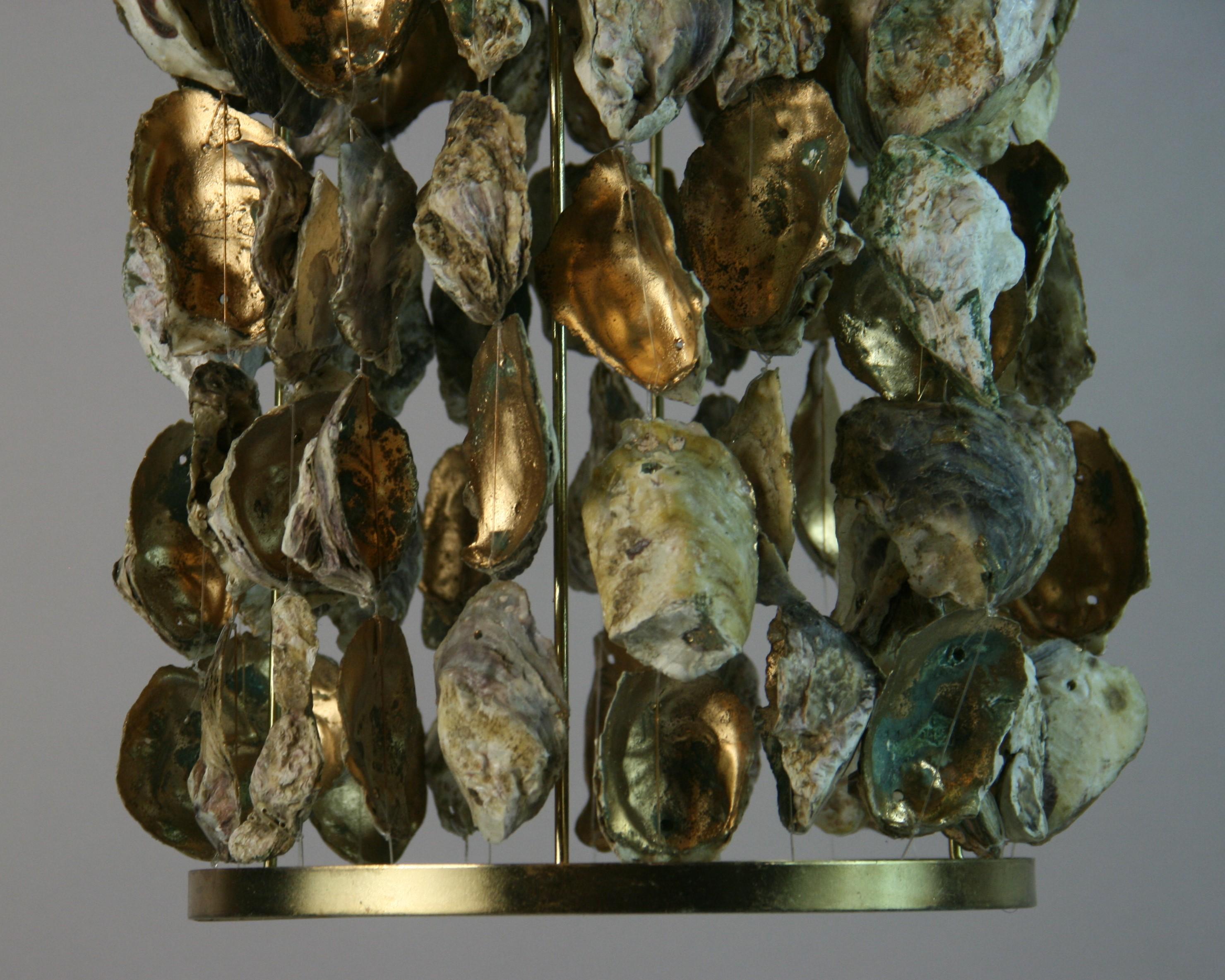 Lampada a sospensione Oyster Shell (2 disponibili) in vendita 2