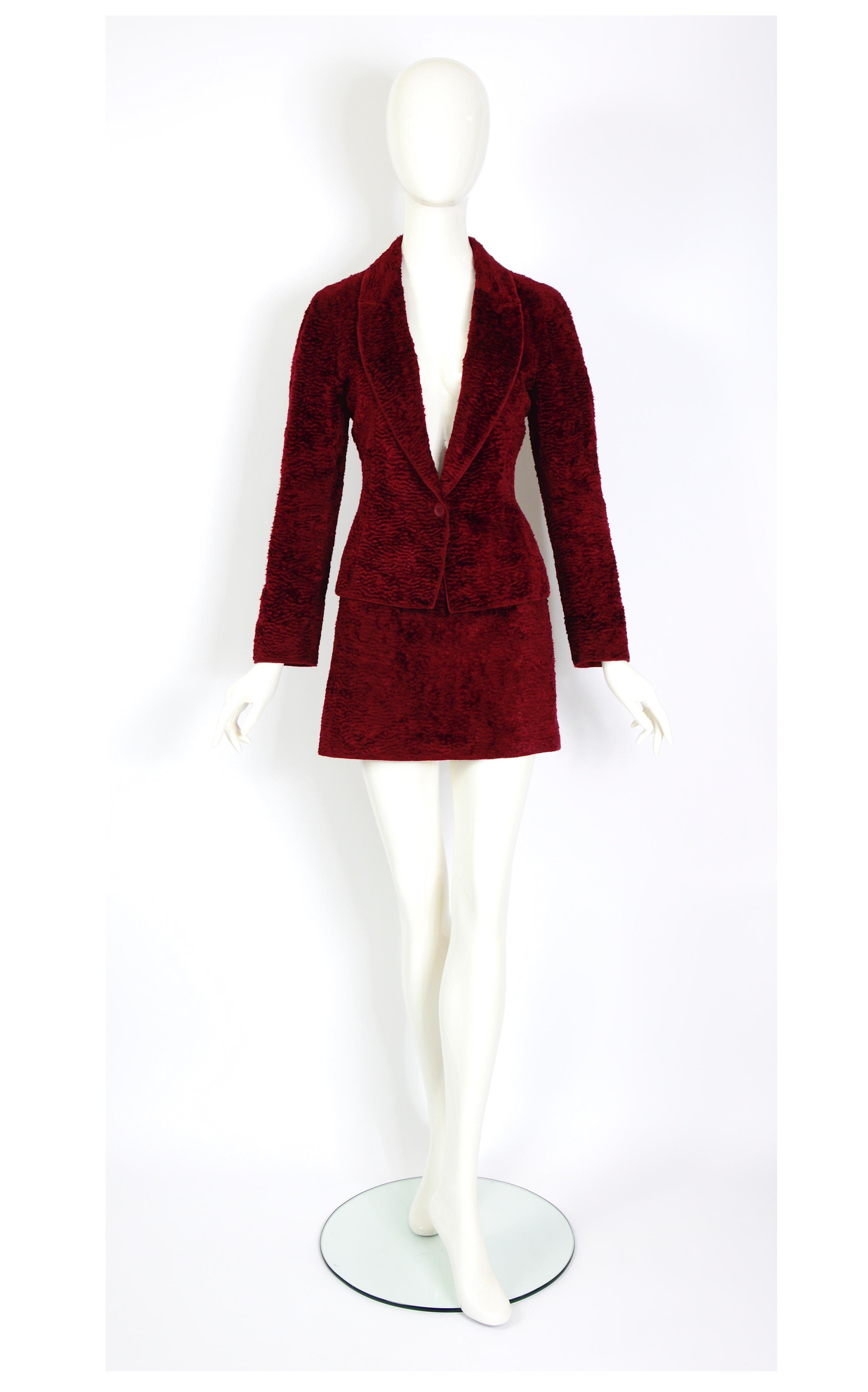 Rouge Ozbek by Rifat Ozbek vintage 90s burgundy cotton faux fur astrakhan suit en vente