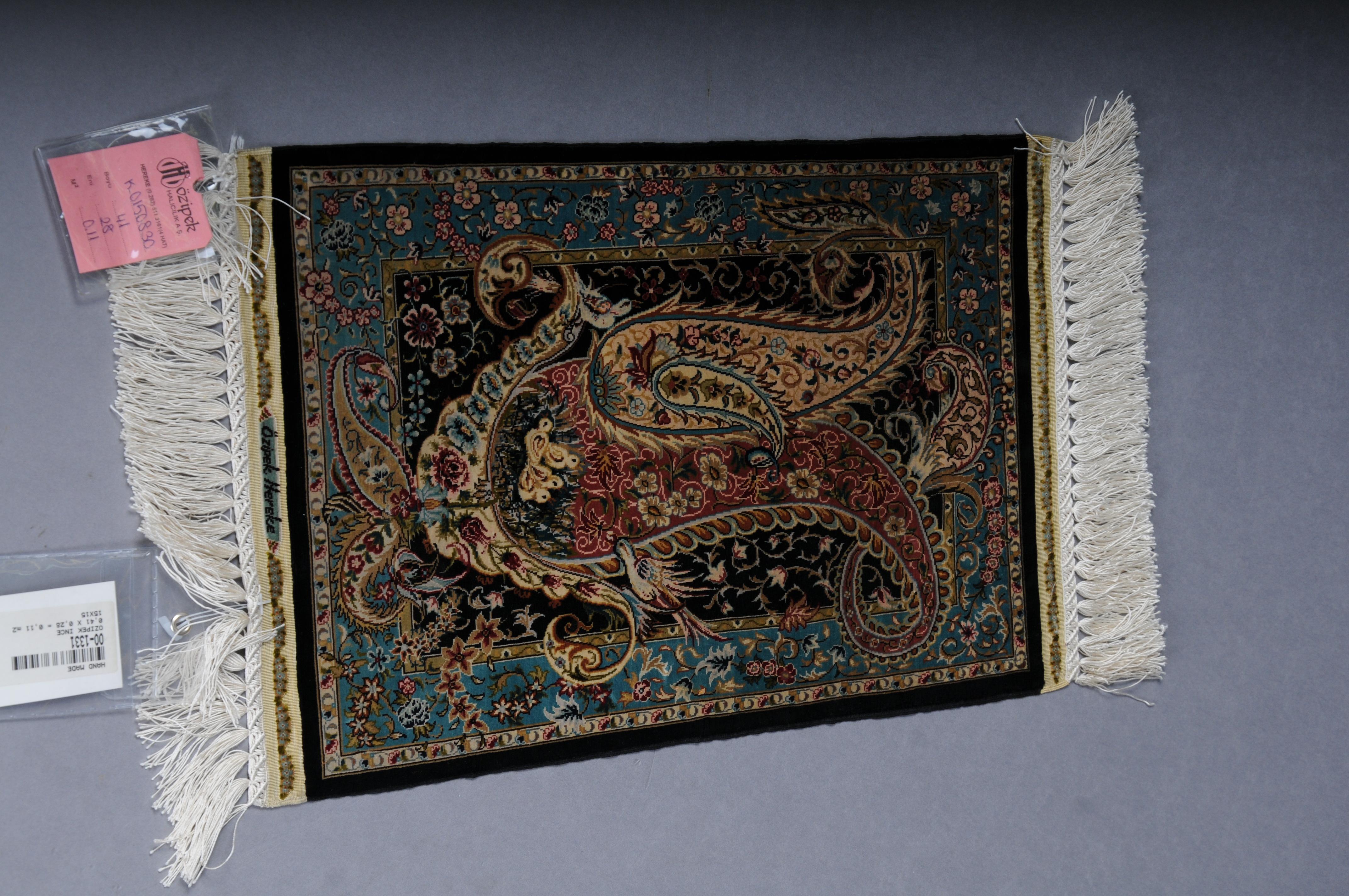 Ozipek silk carpet/tapestry Hereke signed, 20th Century 6