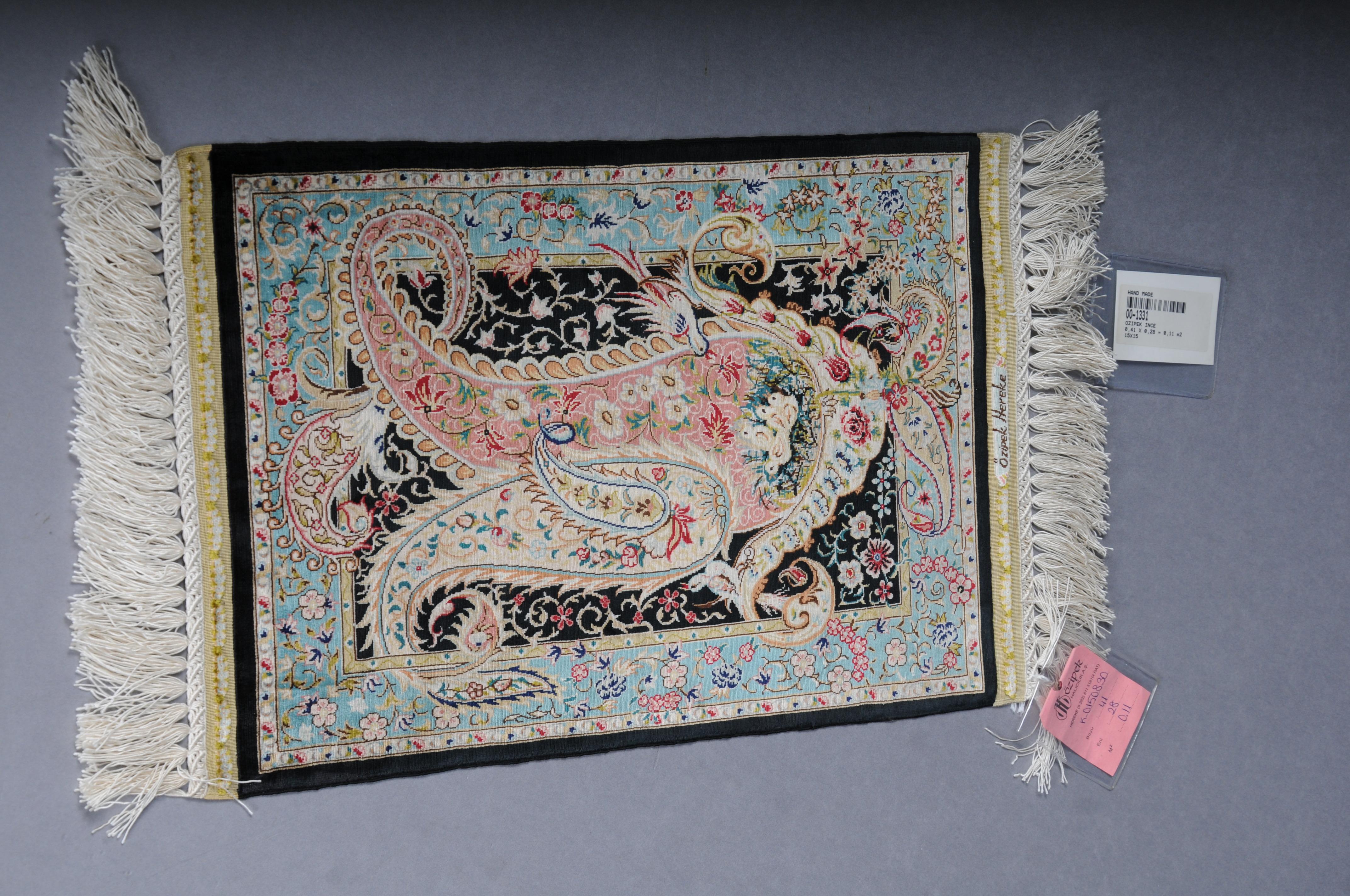 Ozipek silk carpet/tapestry Hereke signed, 20th Century 7