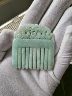 Ozoku Carved Dragon Burmese Green A-Jadeite Comb Ornament Showpiece with Stand