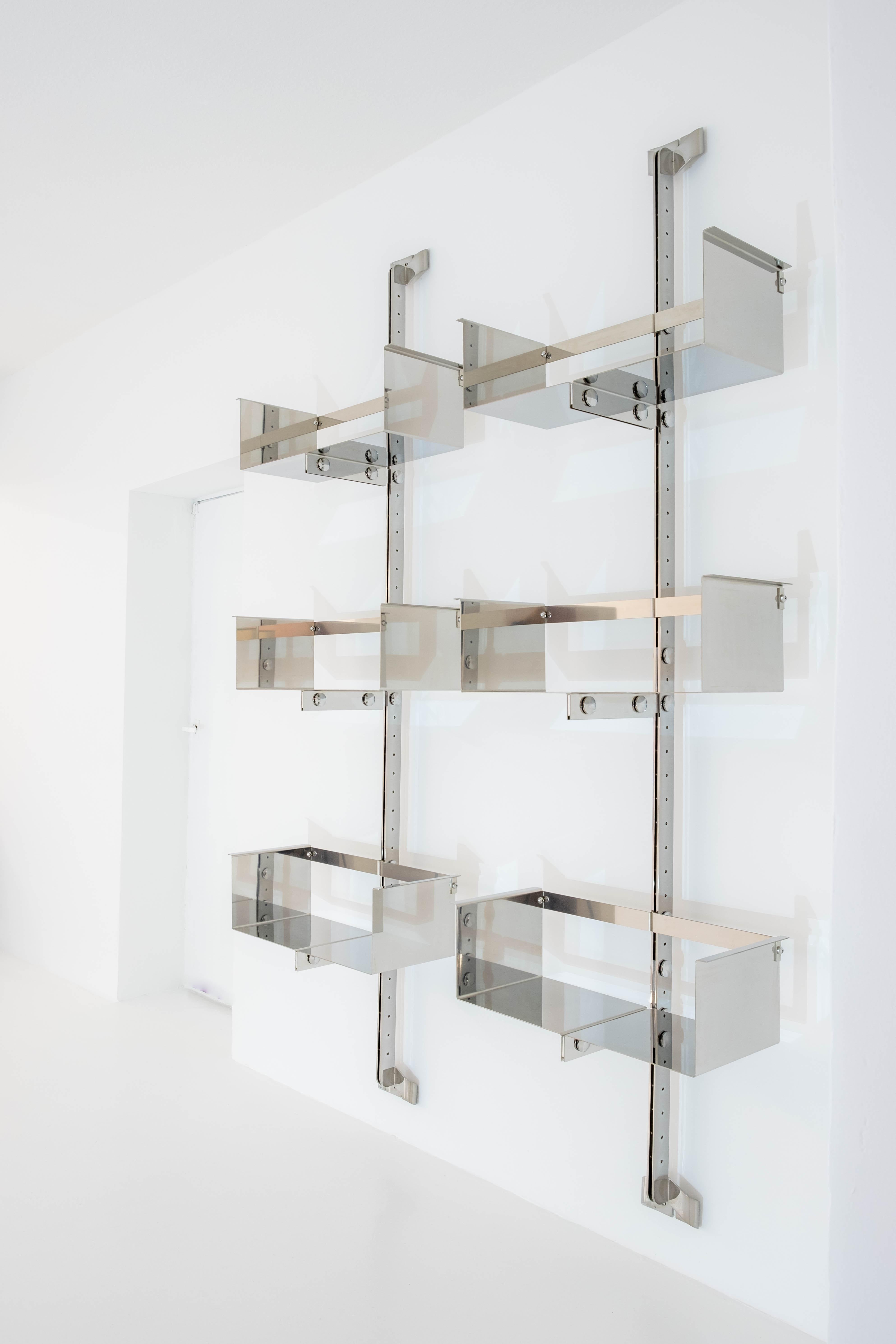 Italian P 700 Wall-Mounted Metal Shelves by Vittorio Introini for Saporiti, Italy 1960sw