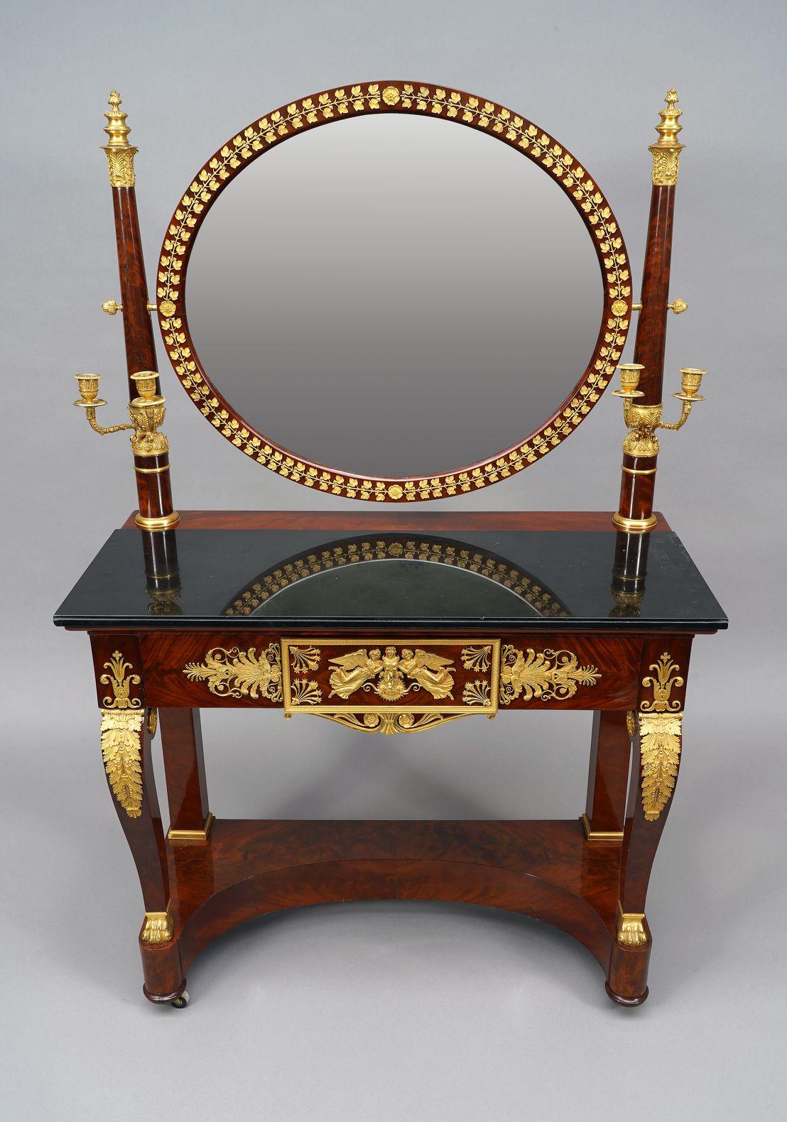P.-B. Marcion, Empire Frisierkommode, Frankreich, um 1810 (Französisch) im Angebot