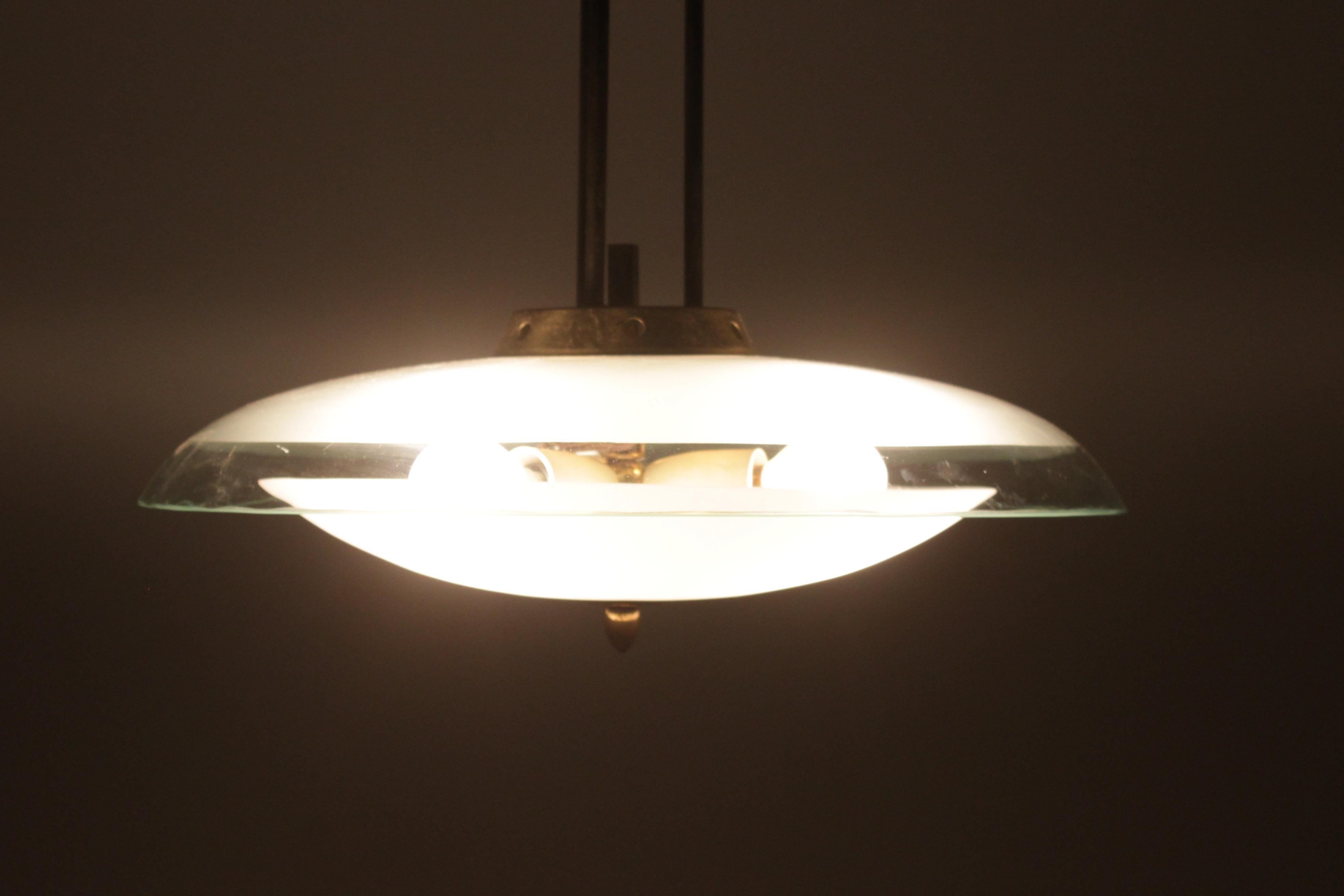 P. Chiesa for Fontana Arte (attr.) Brass & Curved Glass Chandelier 40s Italy For Sale 6