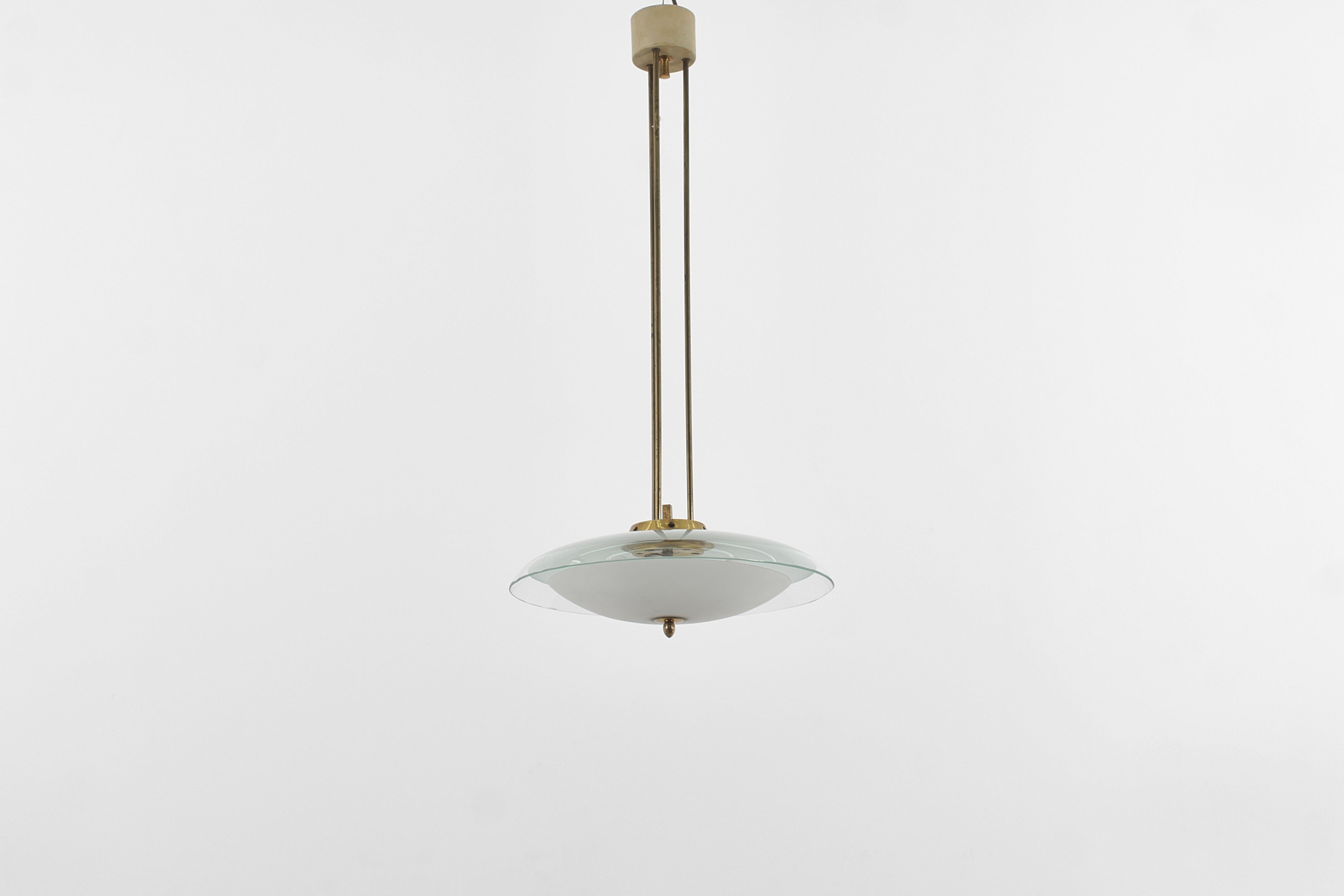 Mid-Century Modern P. Chiesa for Fontana Arte (attr.) Brass & Curved Glass Chandelier 40s Italy For Sale