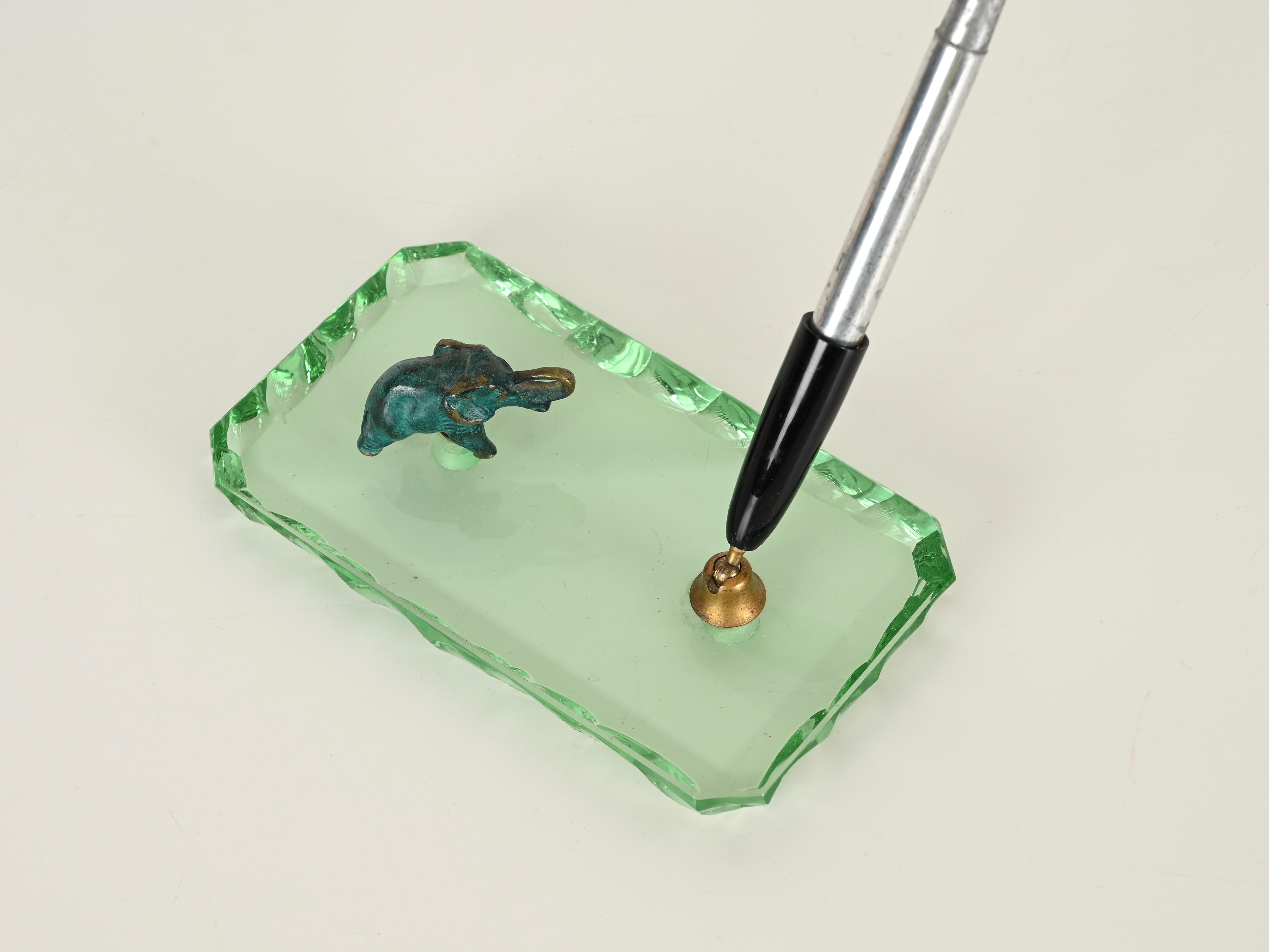 P. Chiesa Portapenne in vetro verde Nilo e bronzo di Fontana Arte, Italia anni '40 In condizioni buone in vendita a Roma, IT