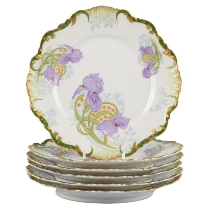 P. Dauphin, Paris, set of six Art Nouveau faience plates with flowers For Sale