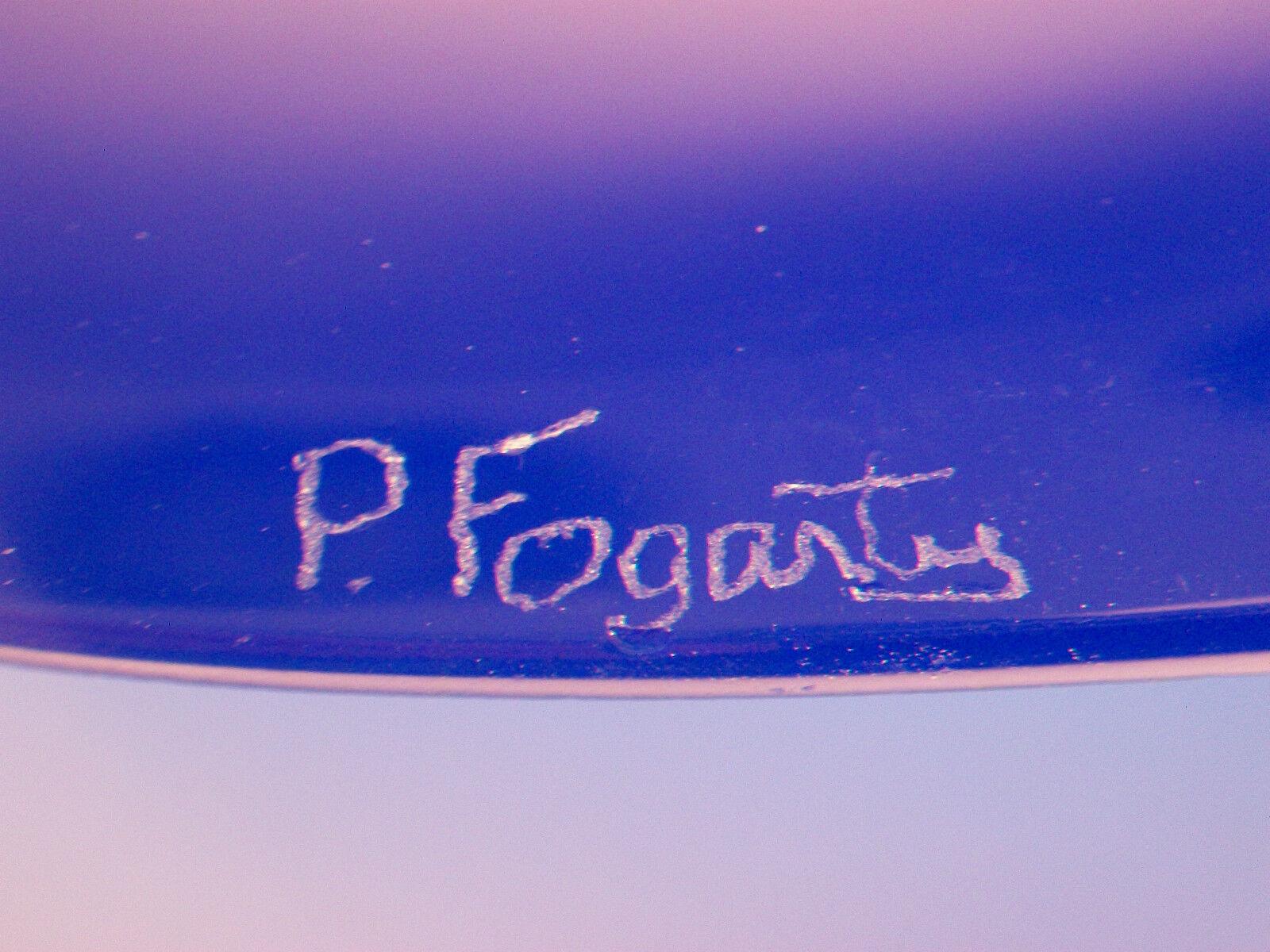 20ième siècle P. FOGARTY - Vintage Studio Glass Bowl - Etched & Frosted - Signed - Mid 20th C. en vente